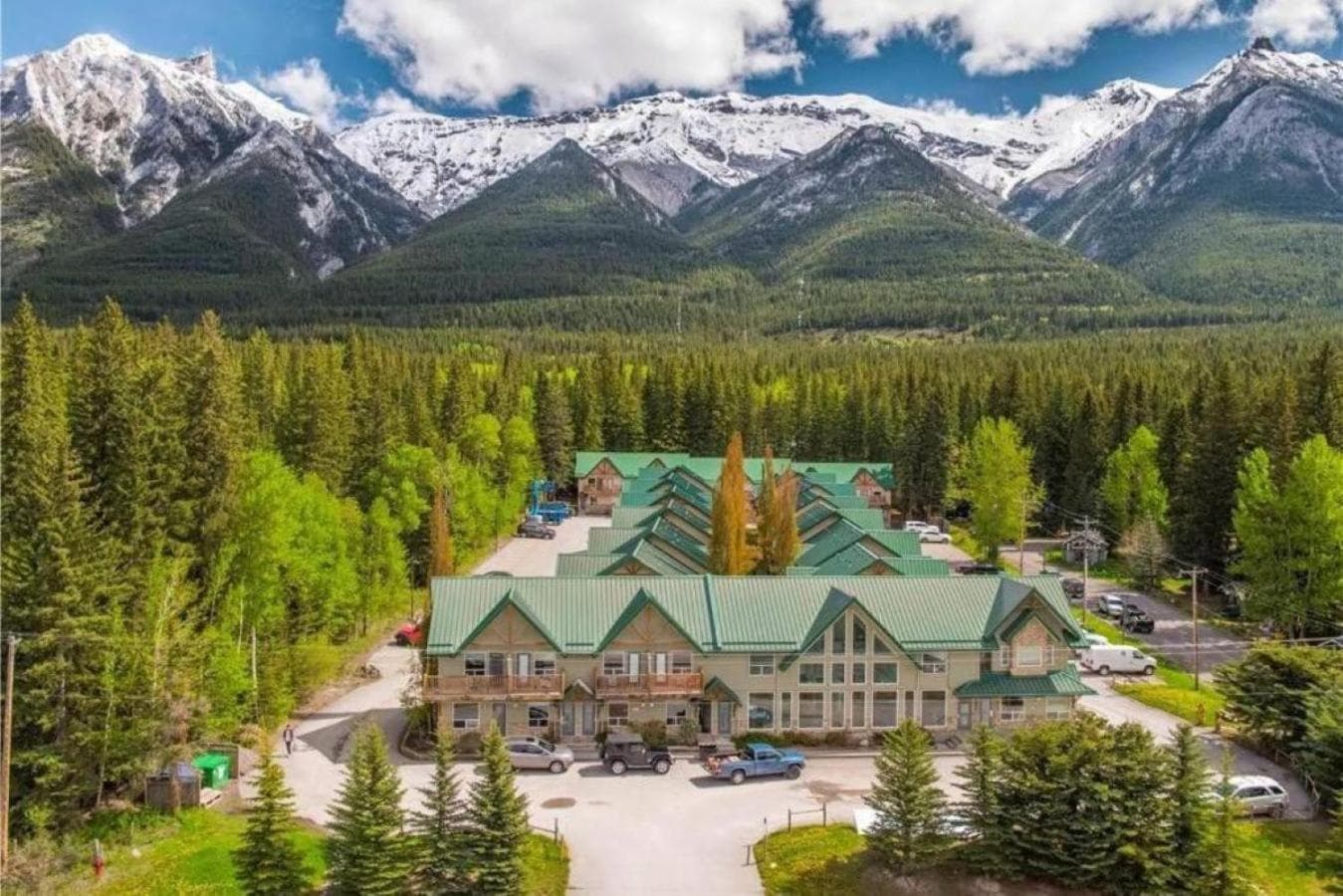 Banff Woods lodge