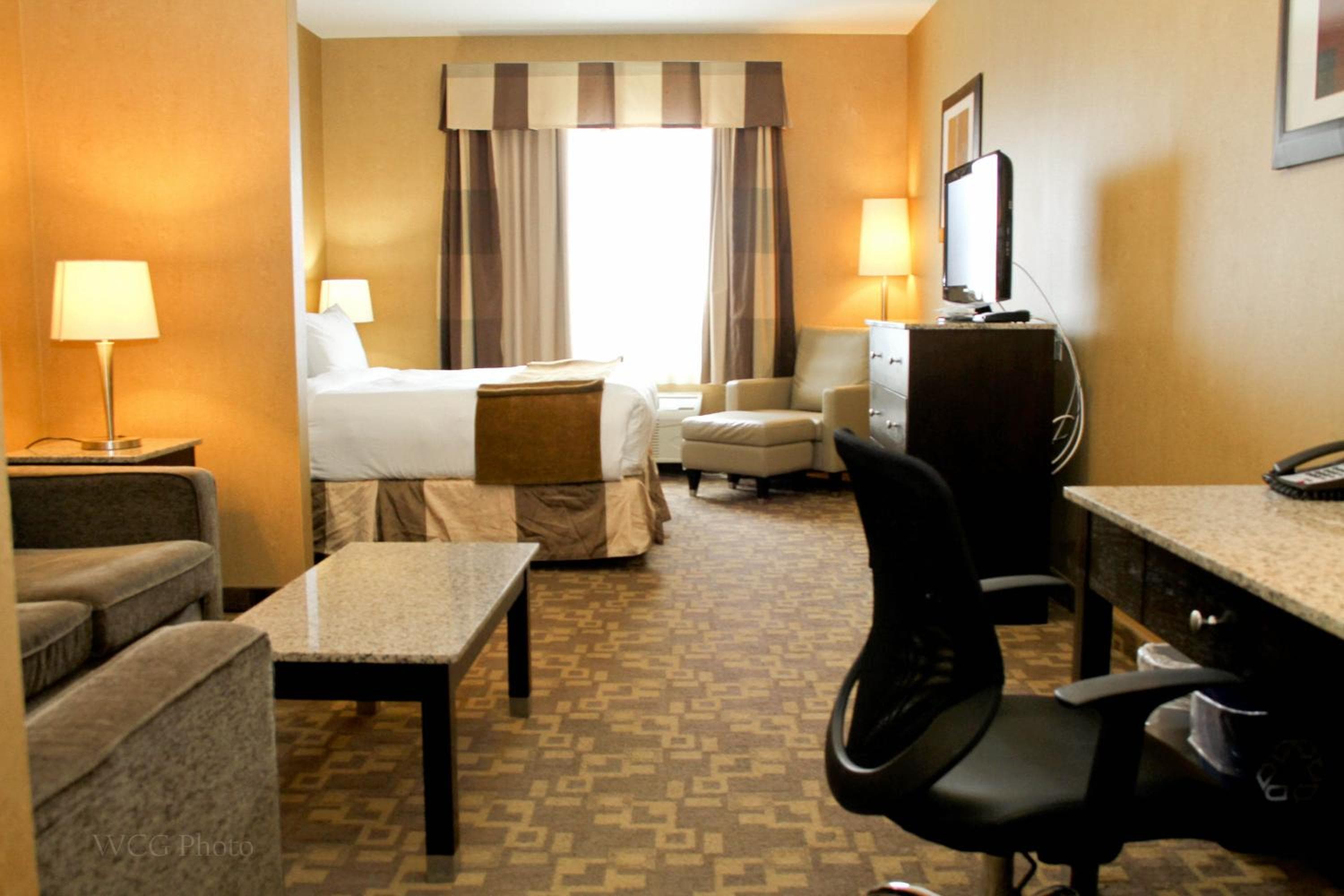 King Room - Non-Smoking