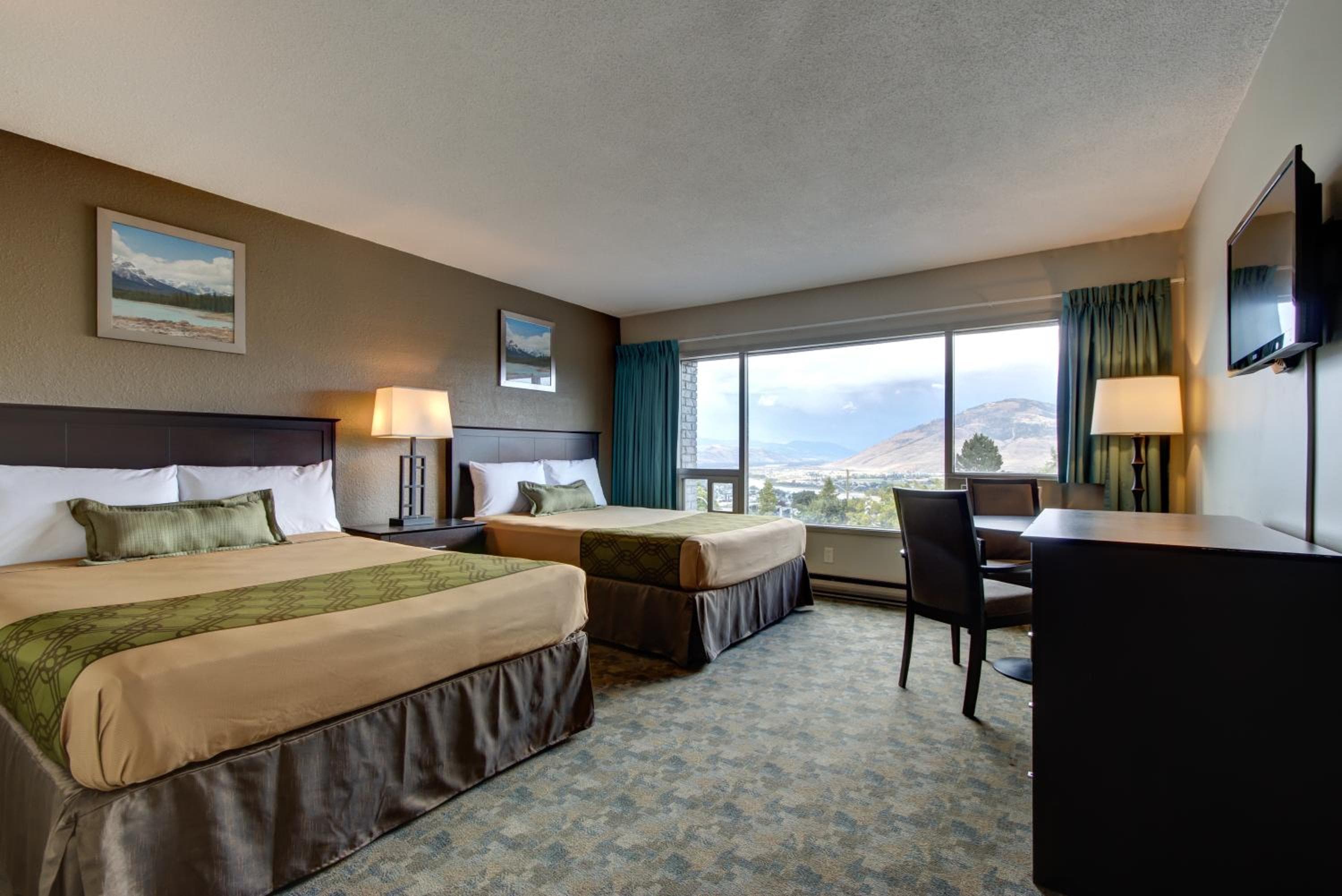 Queen Room with Two Queen Beds - Non-Smoking