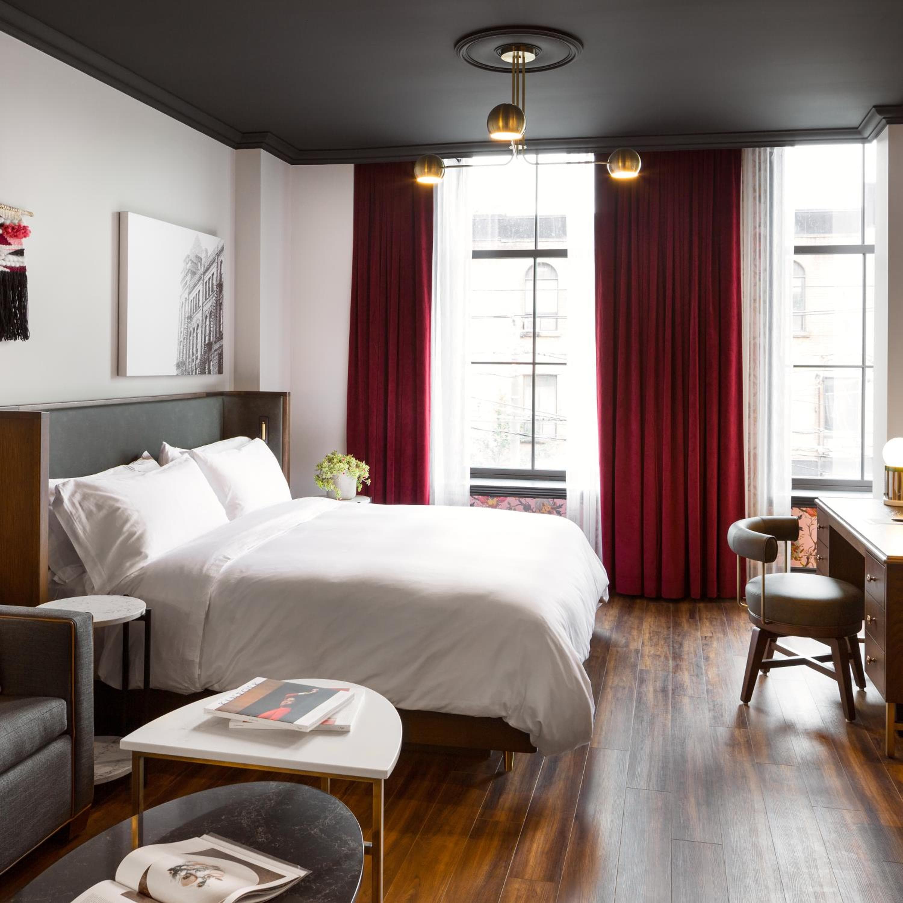 Deluxe King Room