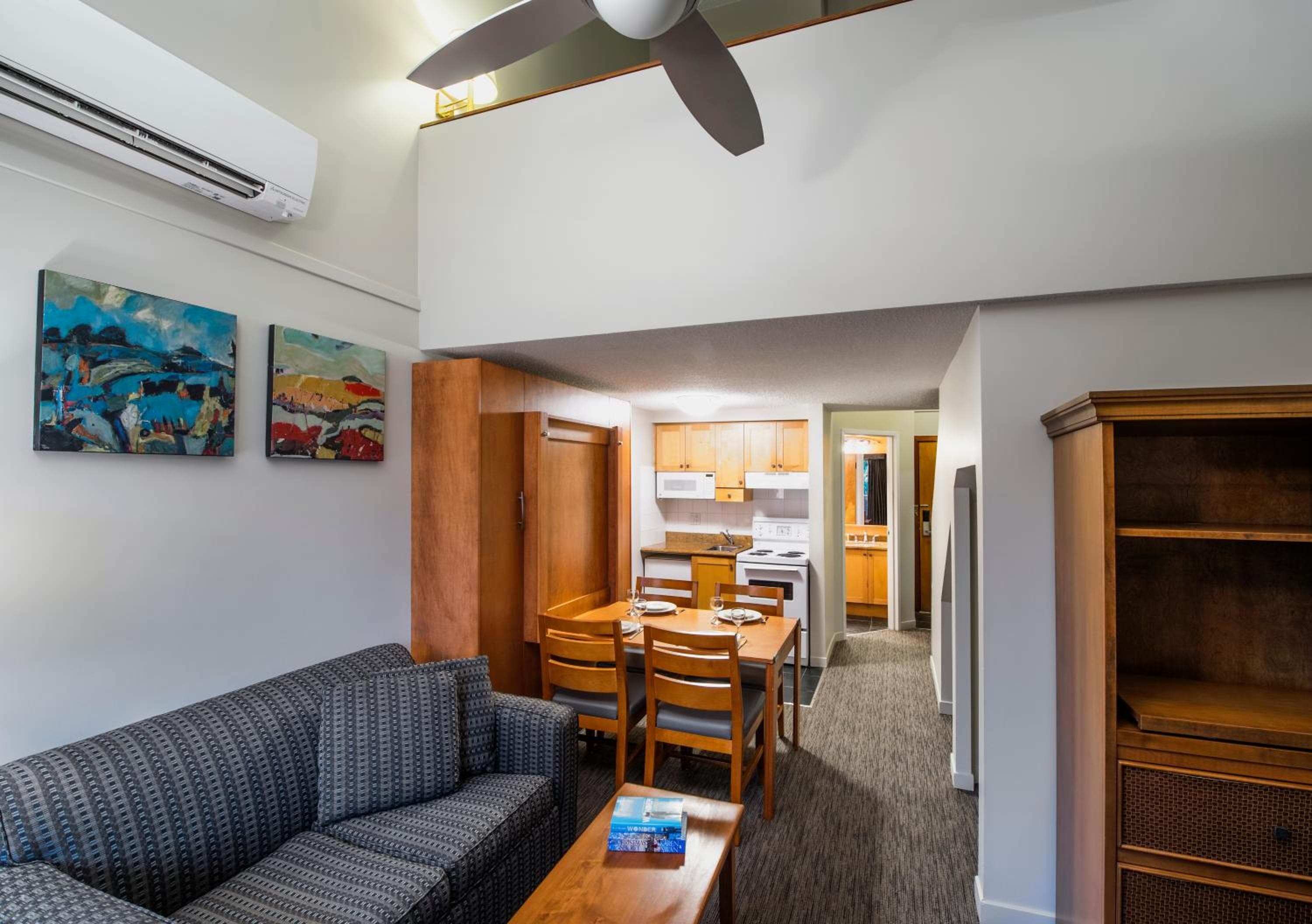 Queen Suite