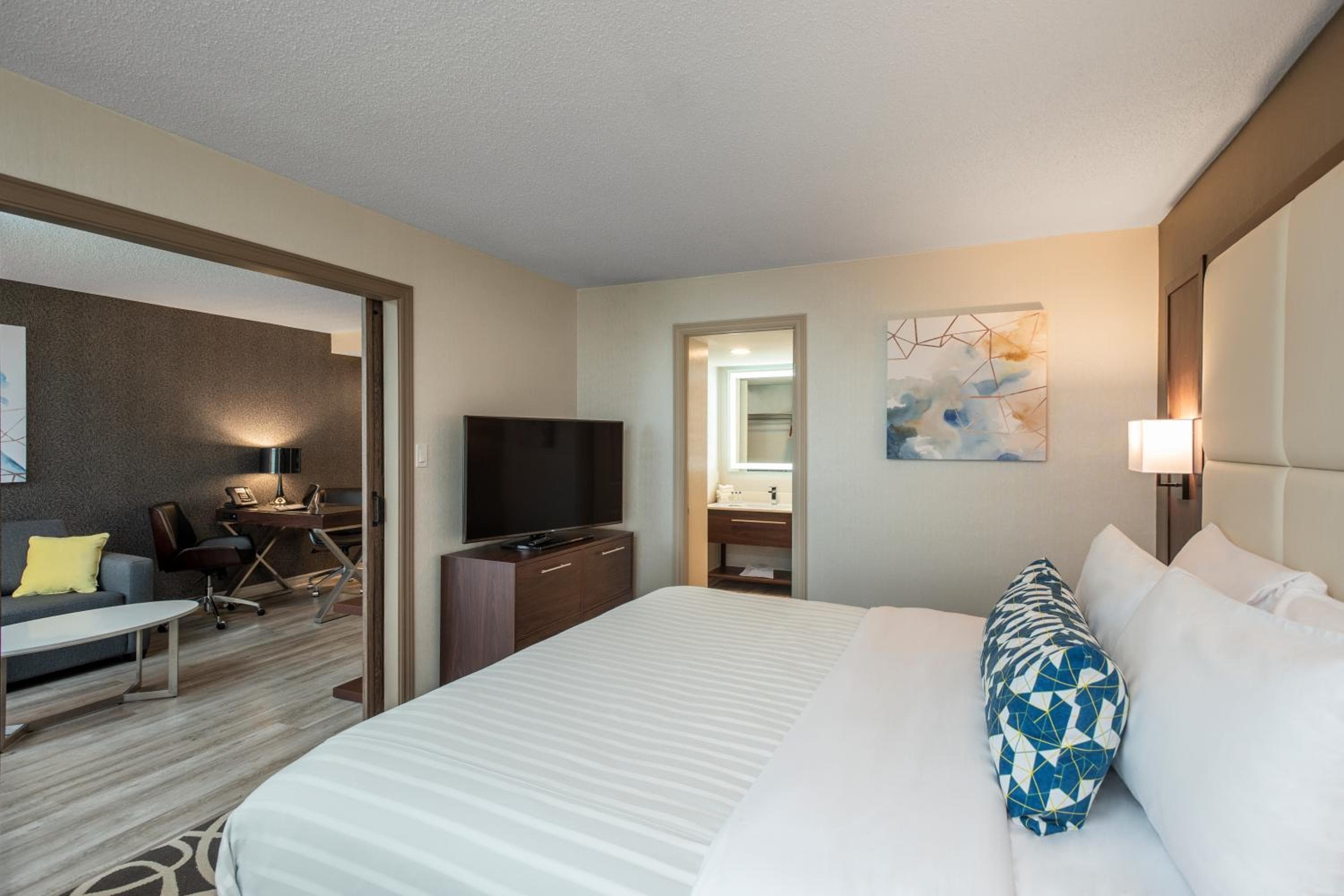 Preferred King Suite with Sofa Bed
