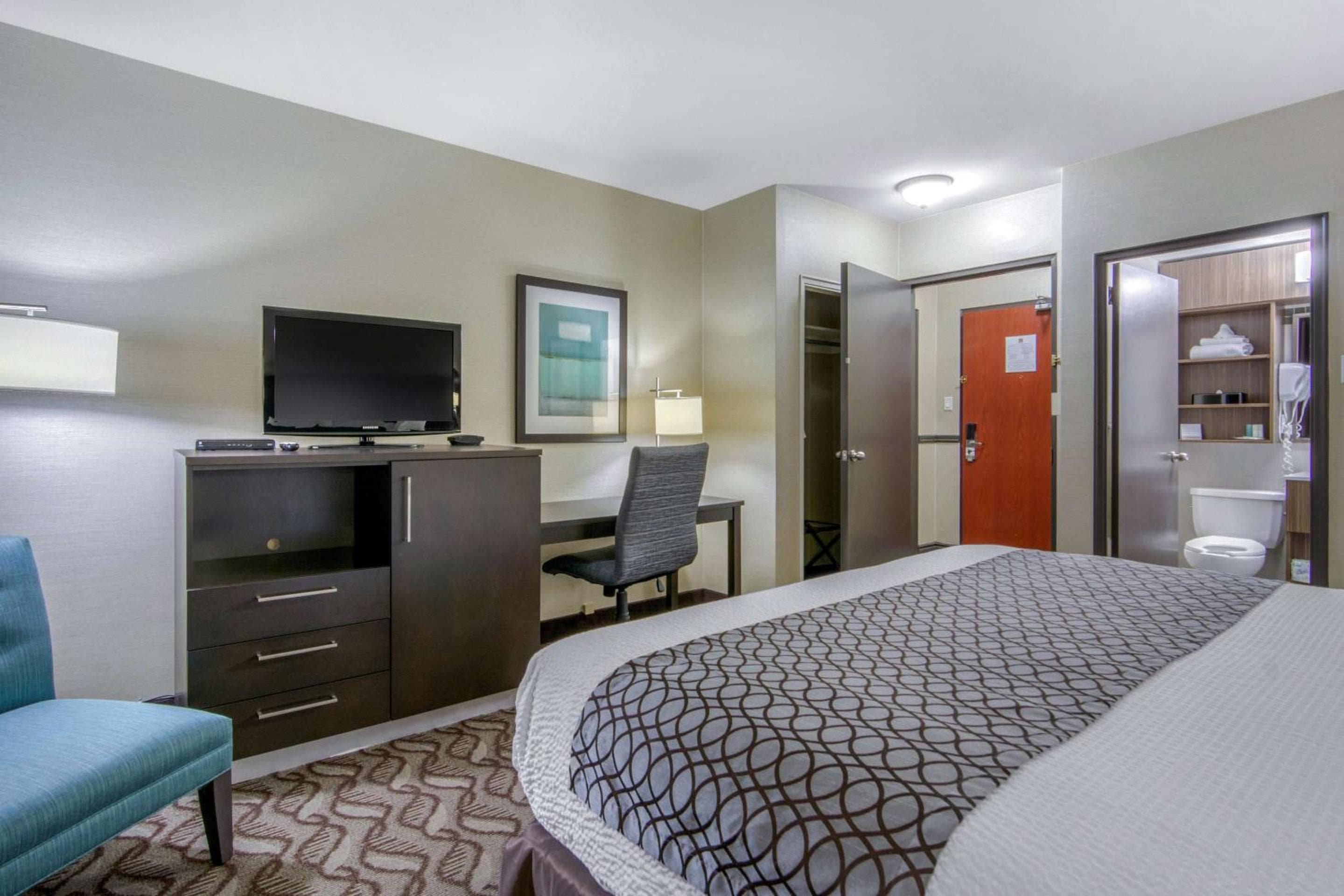 Superior Business Queen Room - Non Smoking