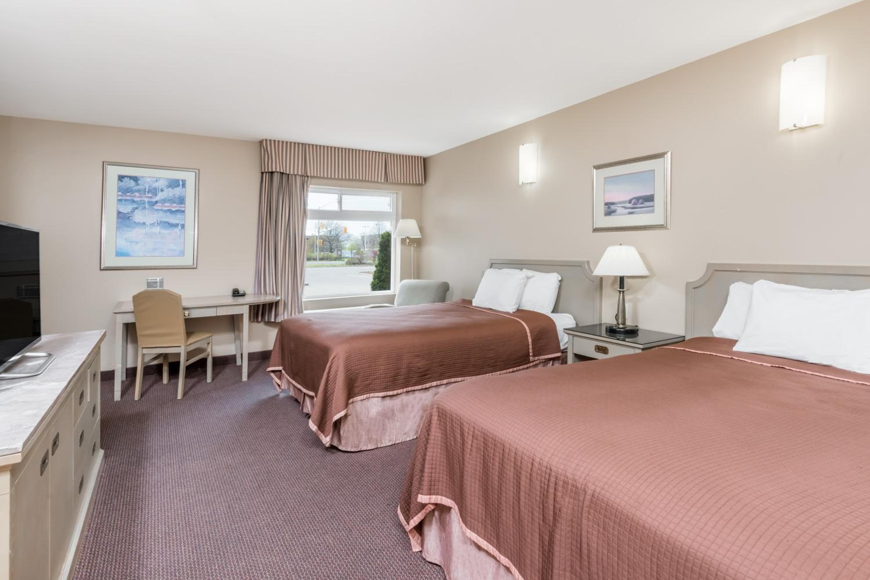 Double Room with Two Double Beds - Non-Smoking
