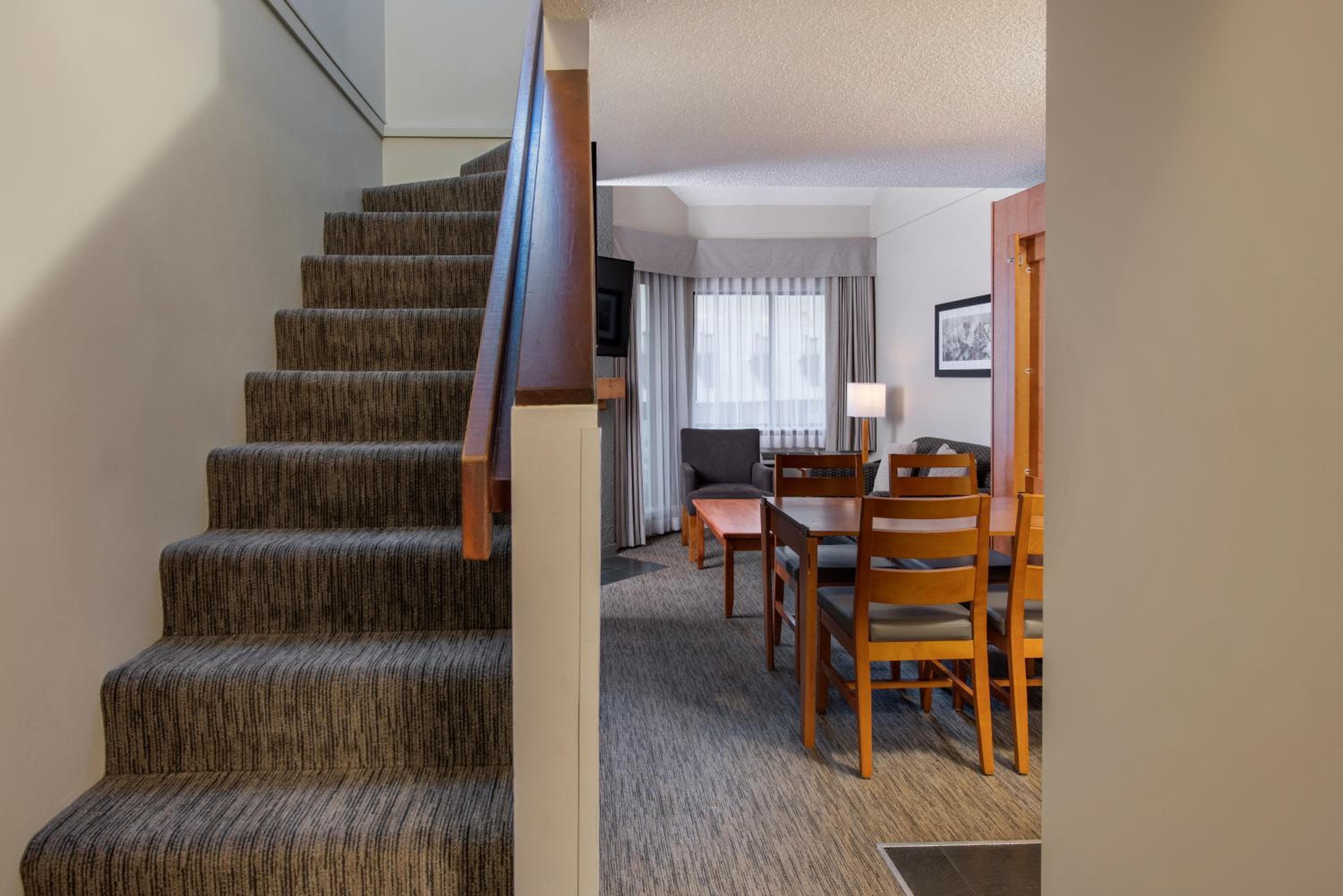 Queen Loft Suite