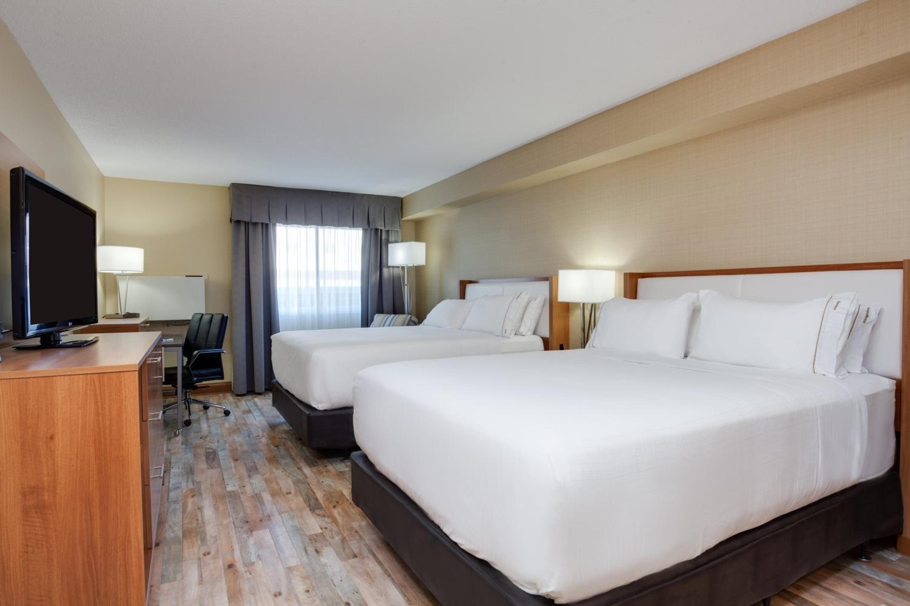 Standard Room with Two Queen Beds