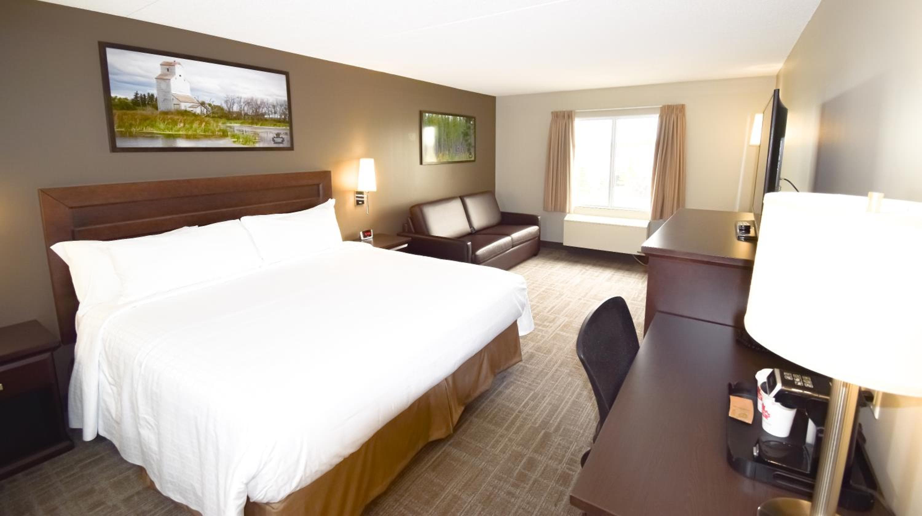 Deluxe King Room