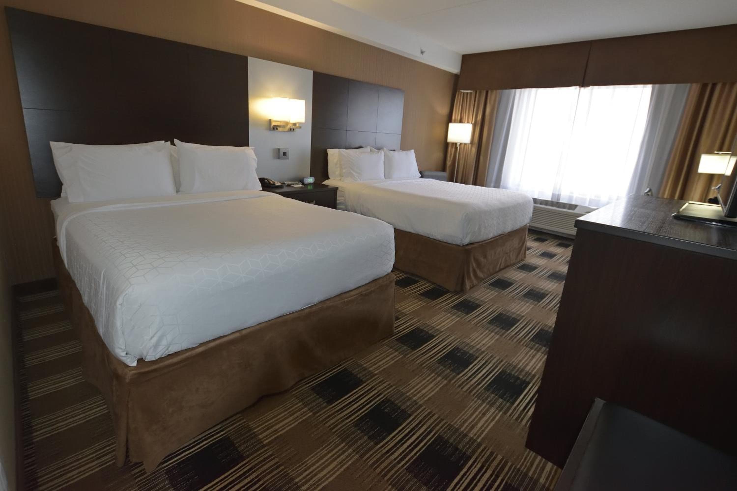 Standard Room with Two Queen Beds