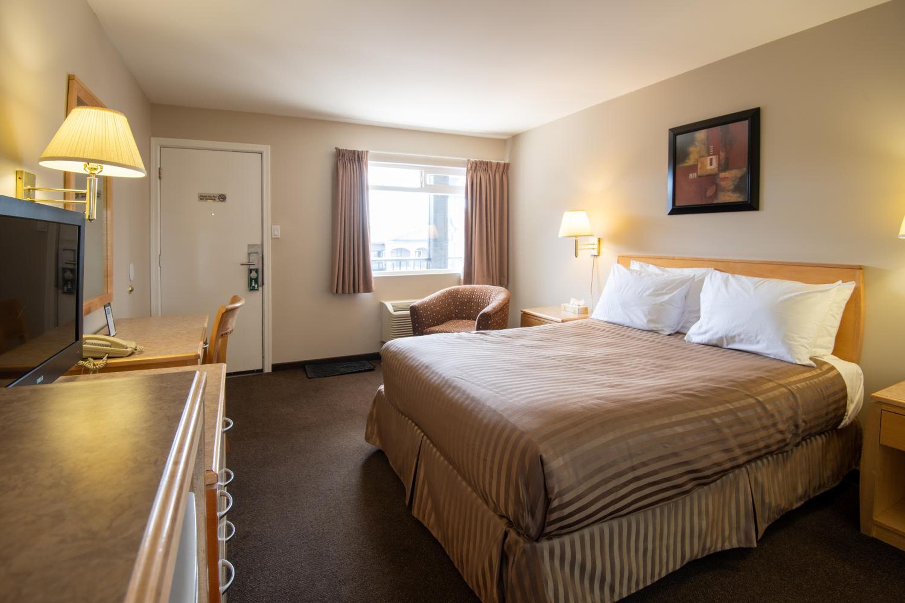 Queen Room