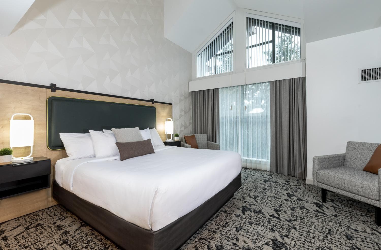 One Bedroom With Loft Suite