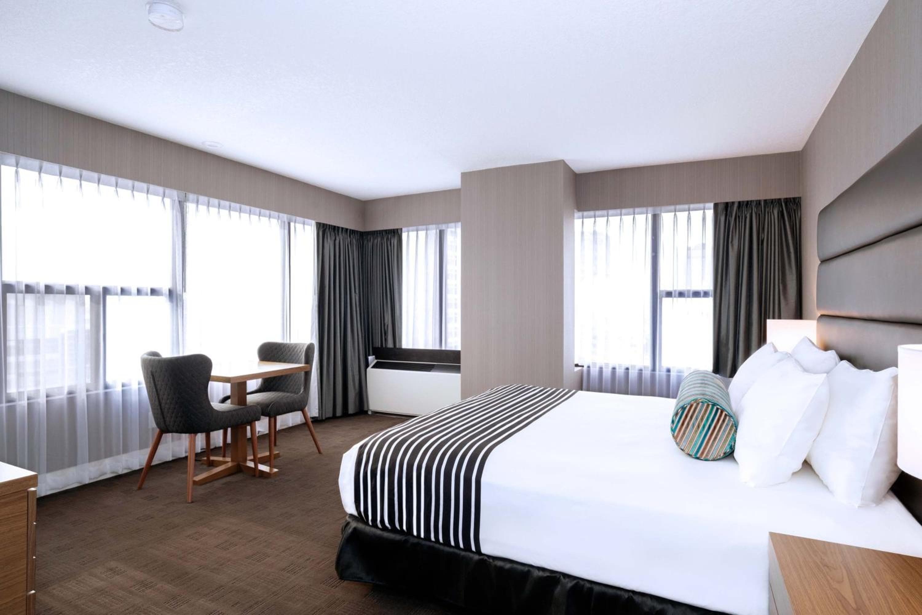 Standard Room, 1 King Bed, Kitchenette
