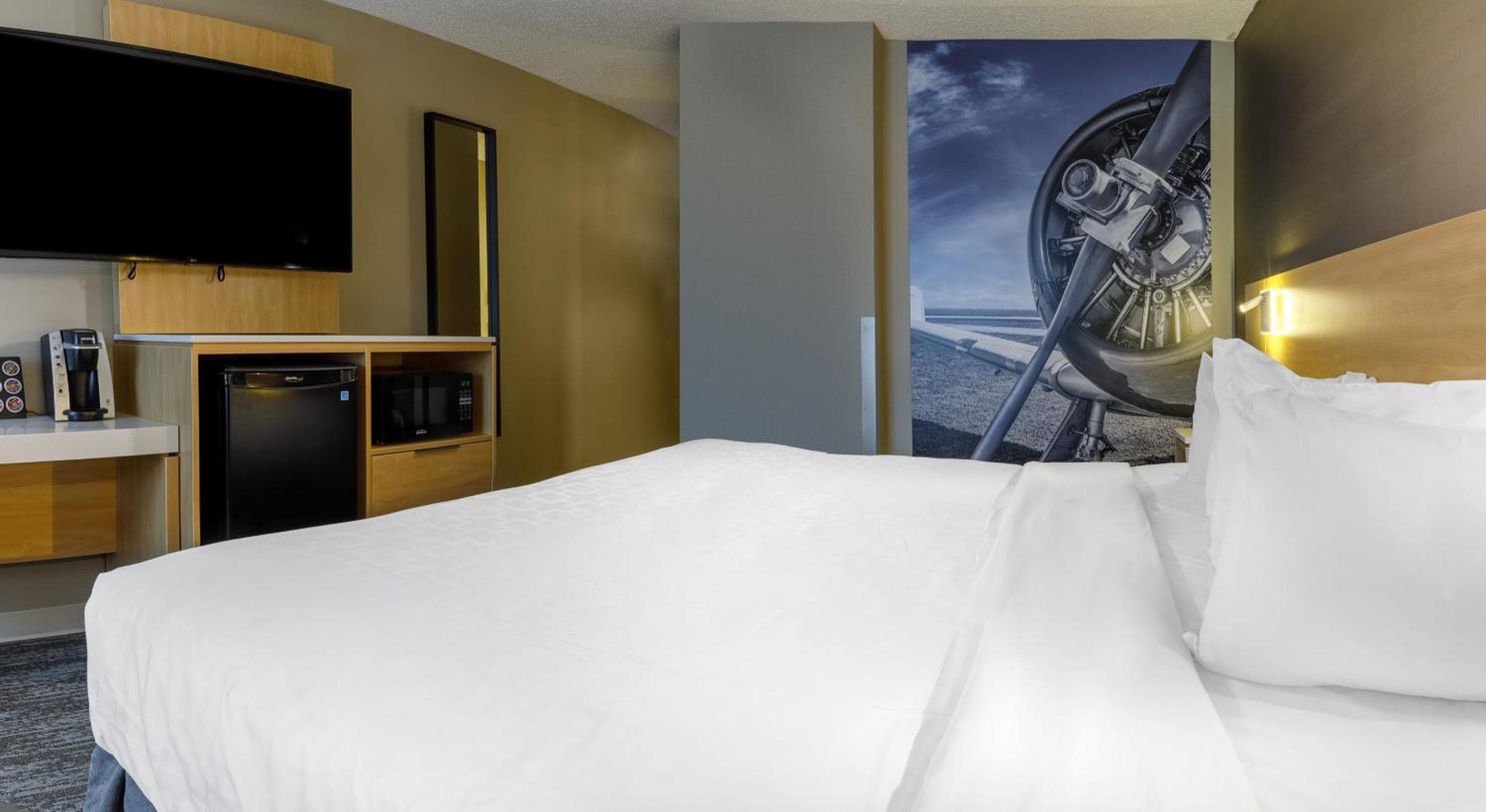 Standard King Room - Non Smoking
