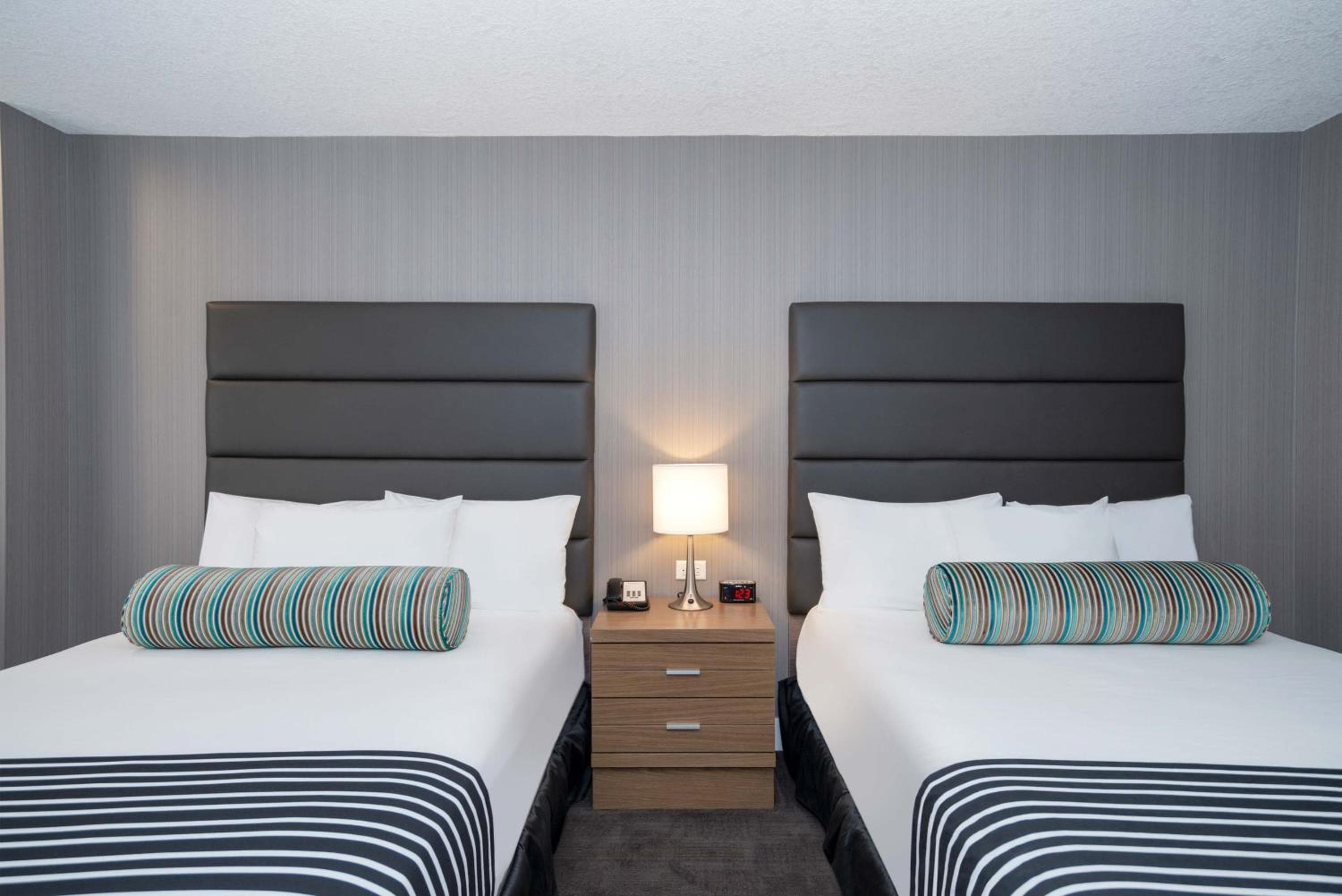 Standard Room, 2 Queen Beds