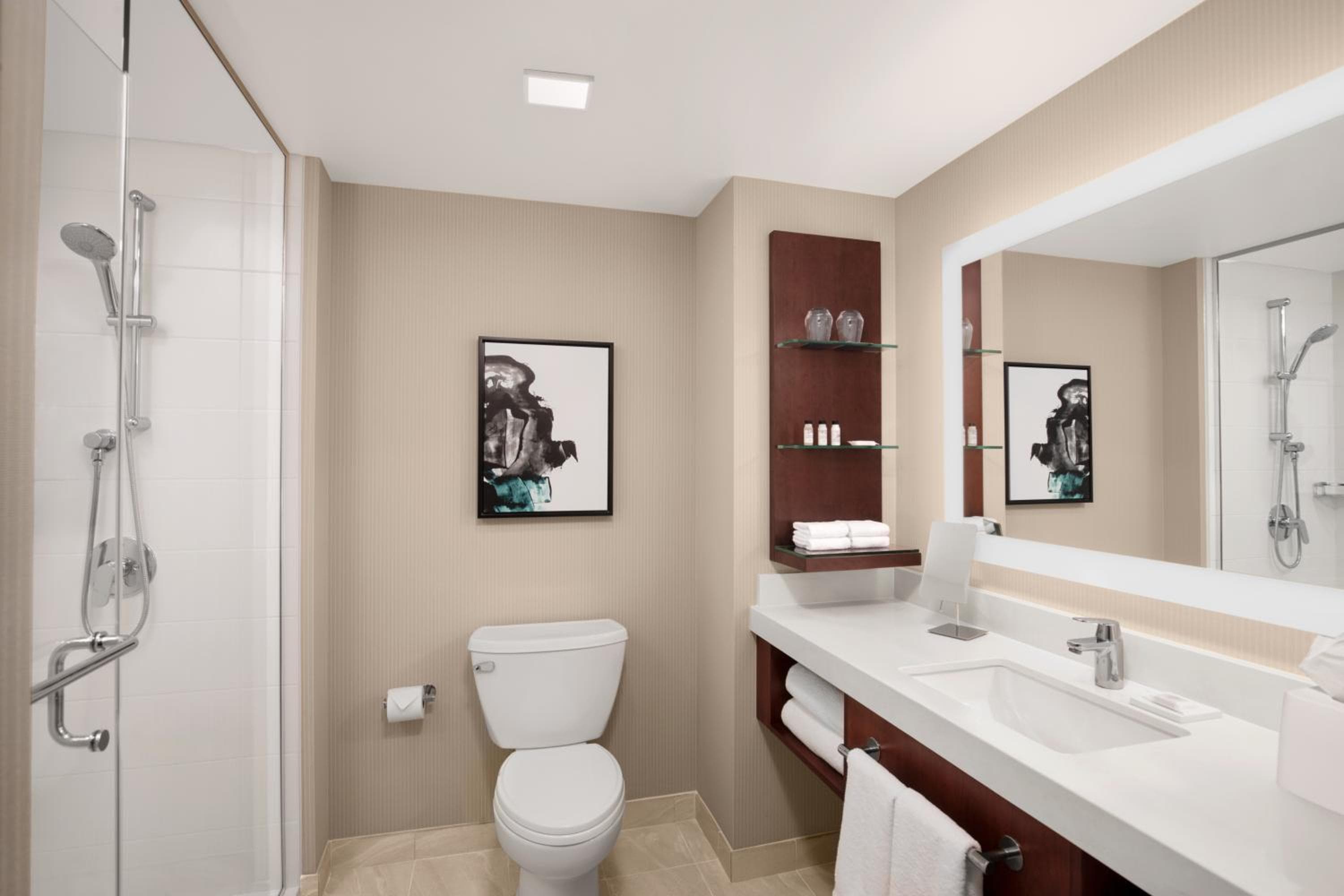 Guest Room, 1 King