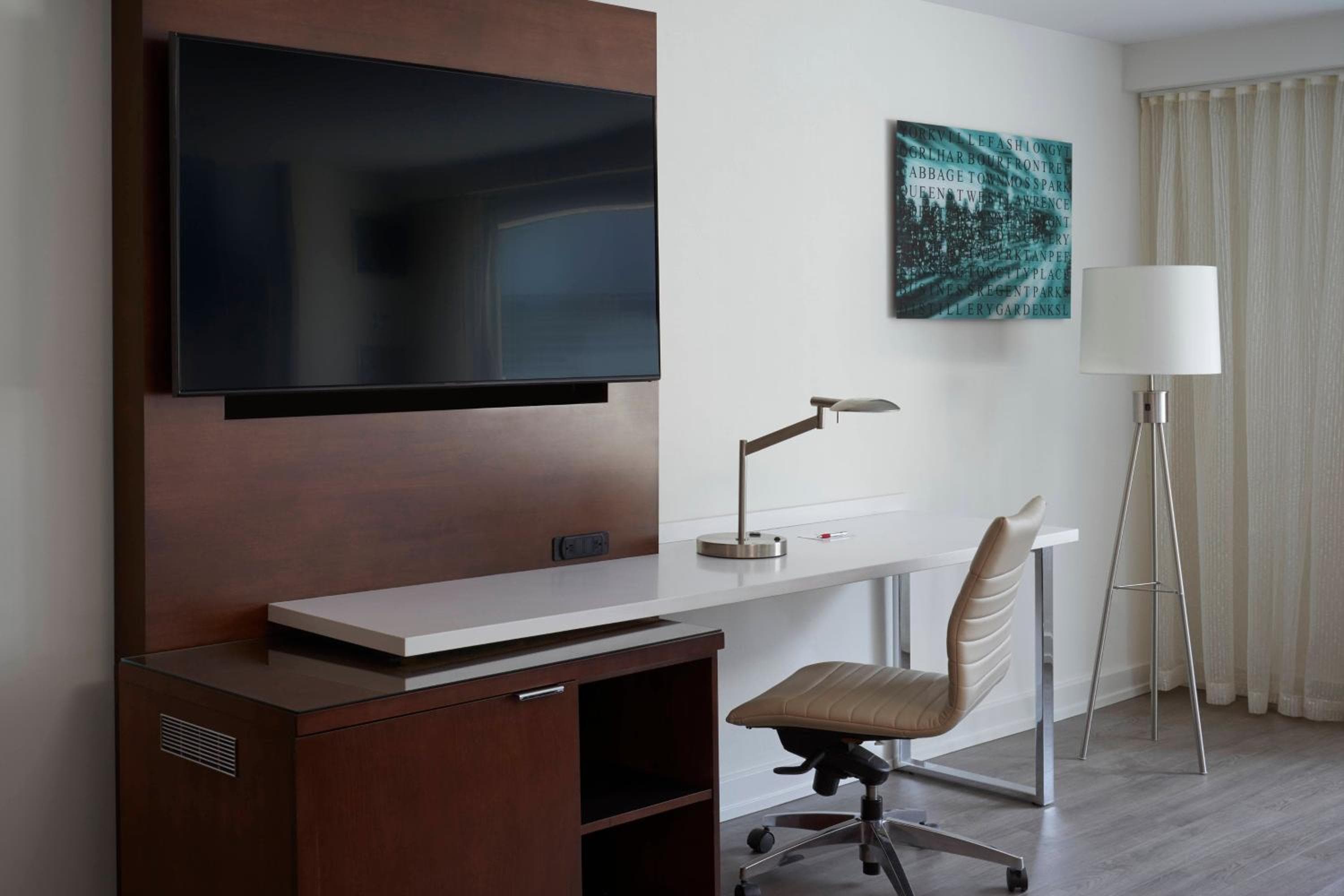 Larger Studio, 1 King, Sofa bed, City view