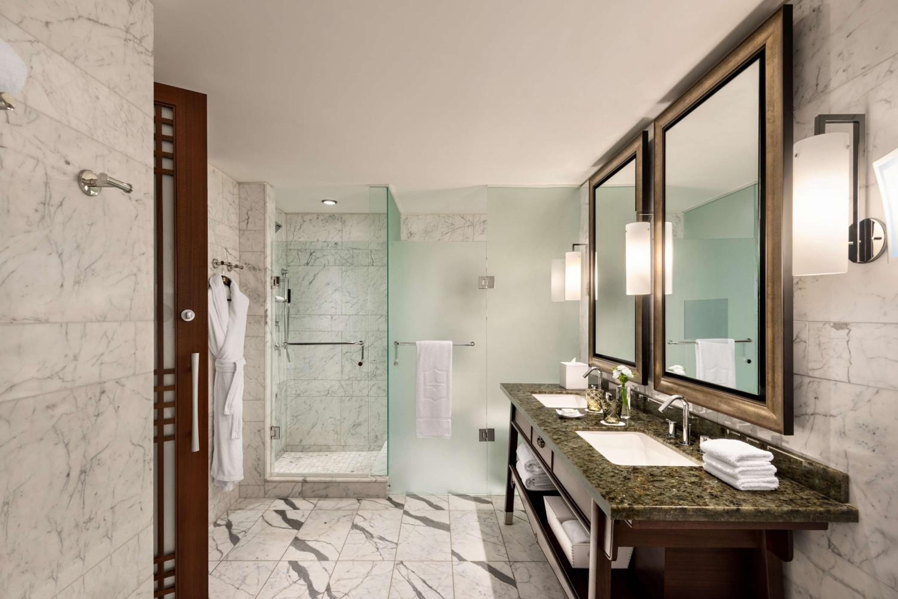 Premier King Room