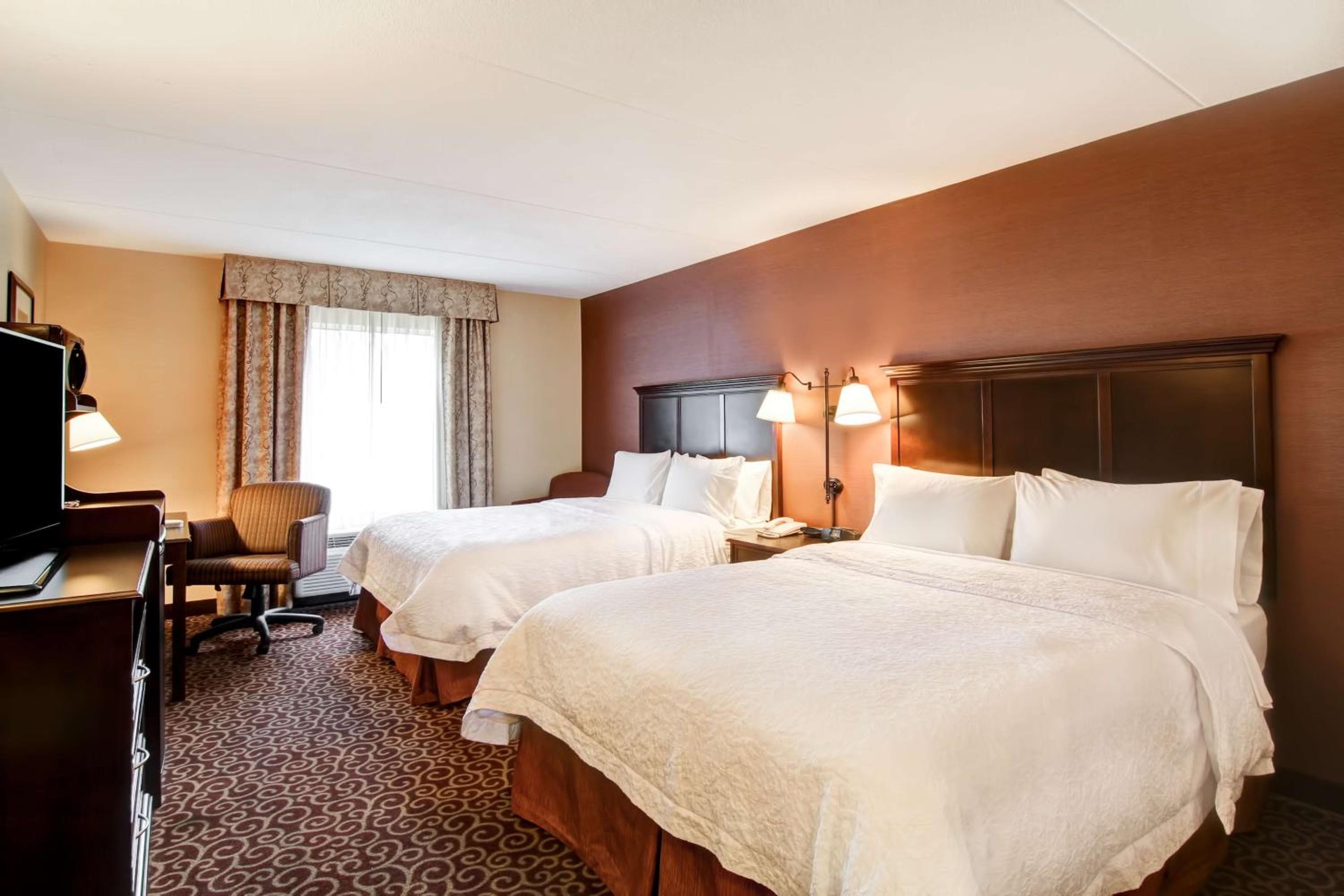Room with Two Queen Beds - Non-Smoking
