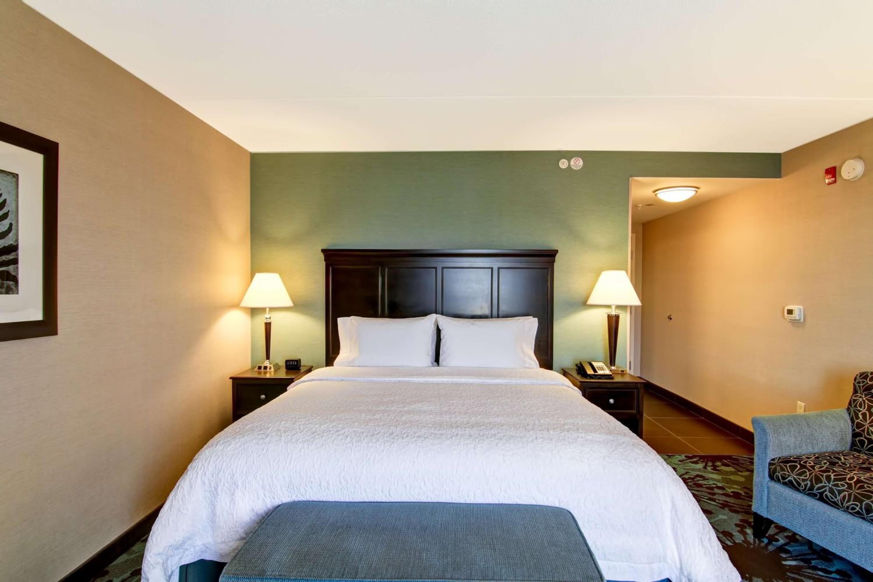 King Room - Disability Access/Non-Smoking