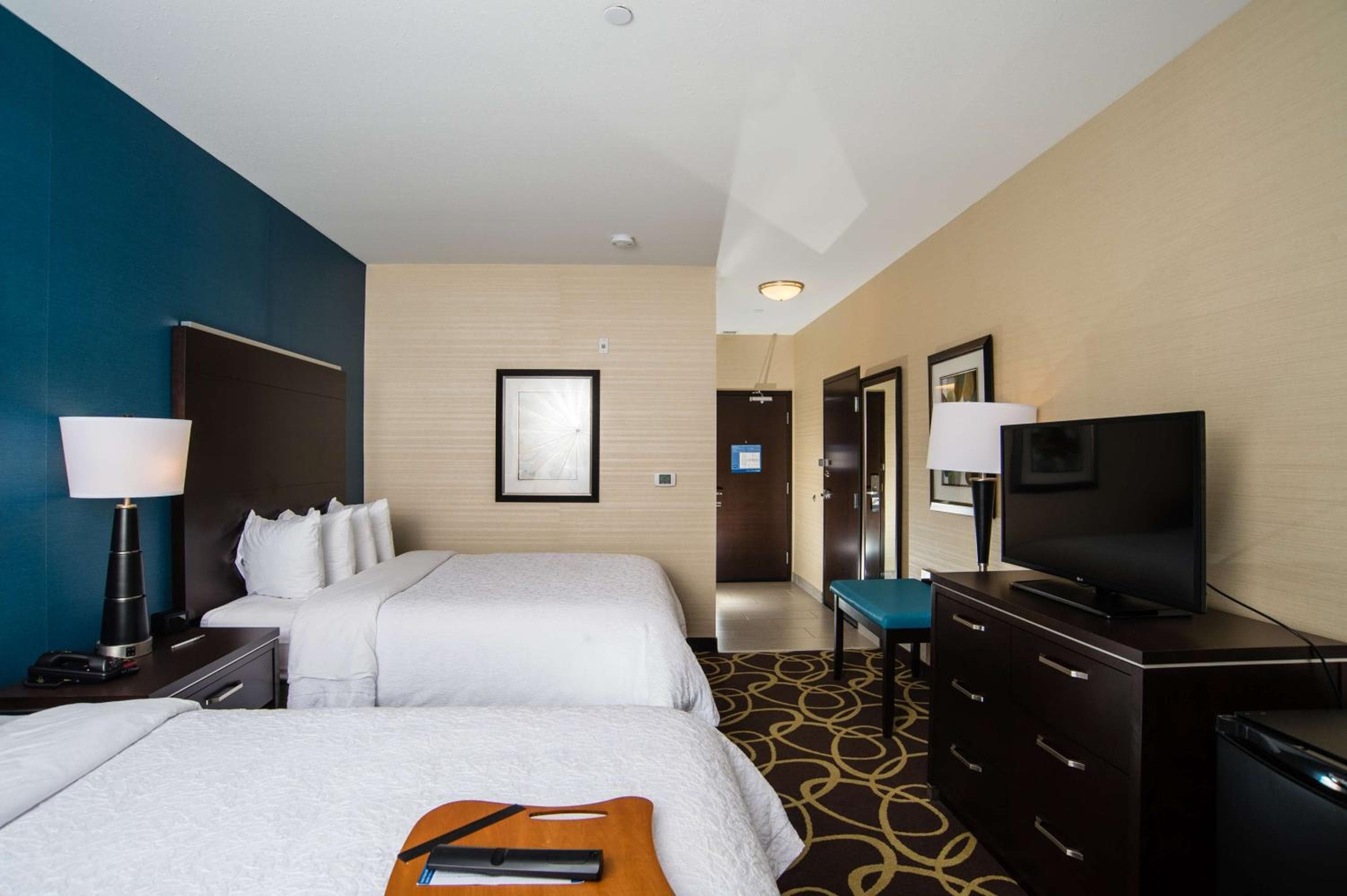 Room with Two Queen Beds - Non-Smoking