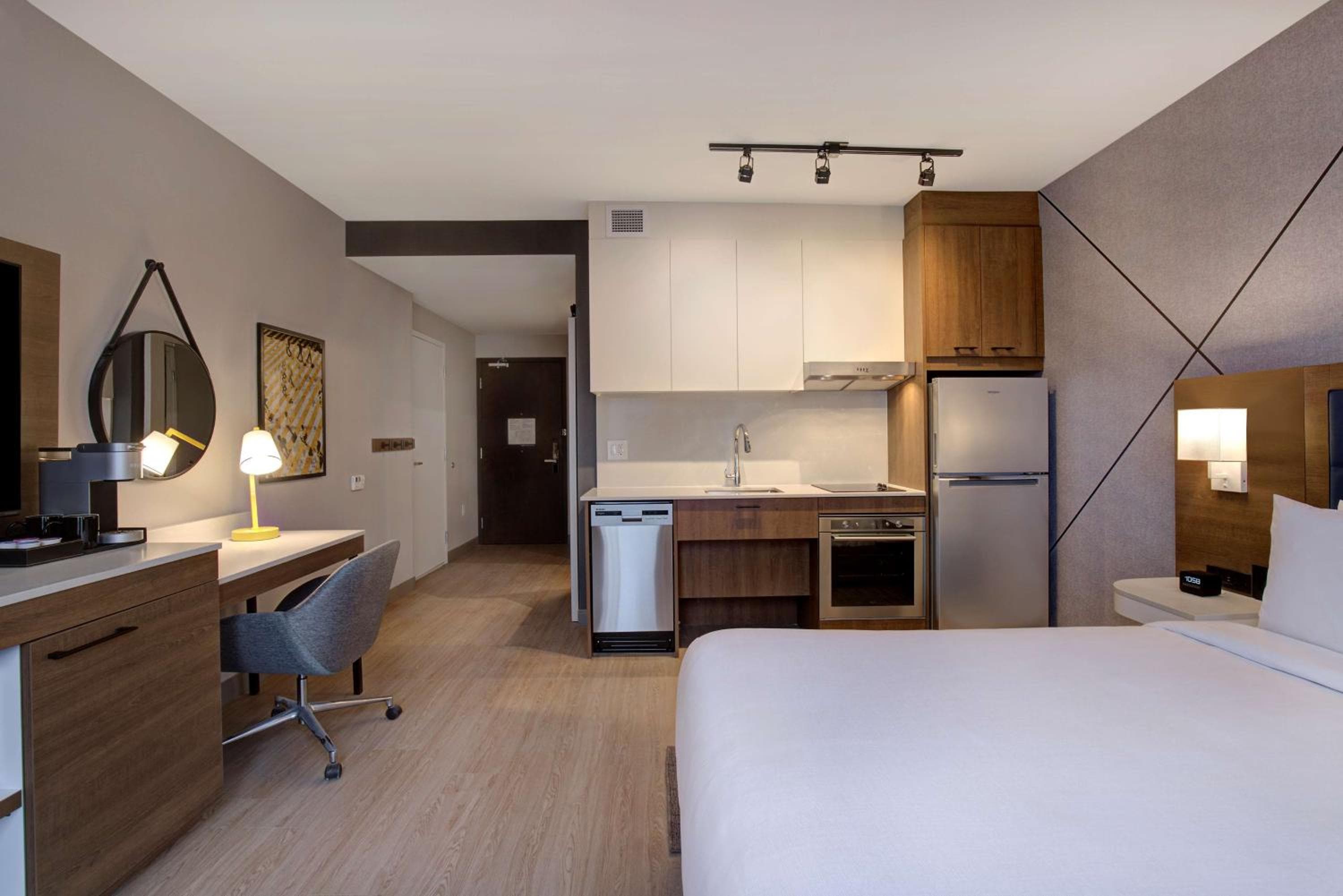 King Room with Kitchenette - Mobility/Hearing Accessible