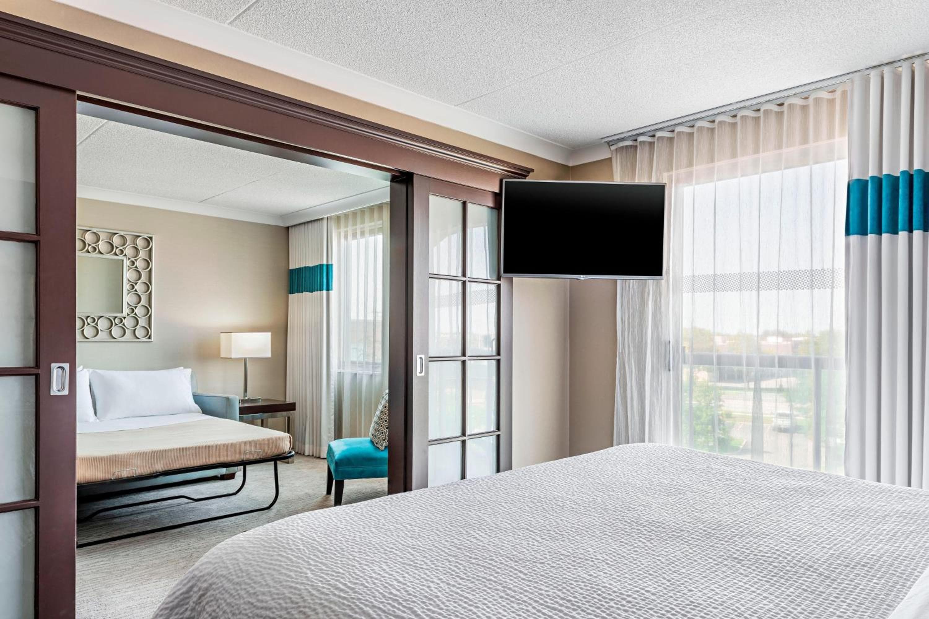Tower Suite with 1 King Bed
