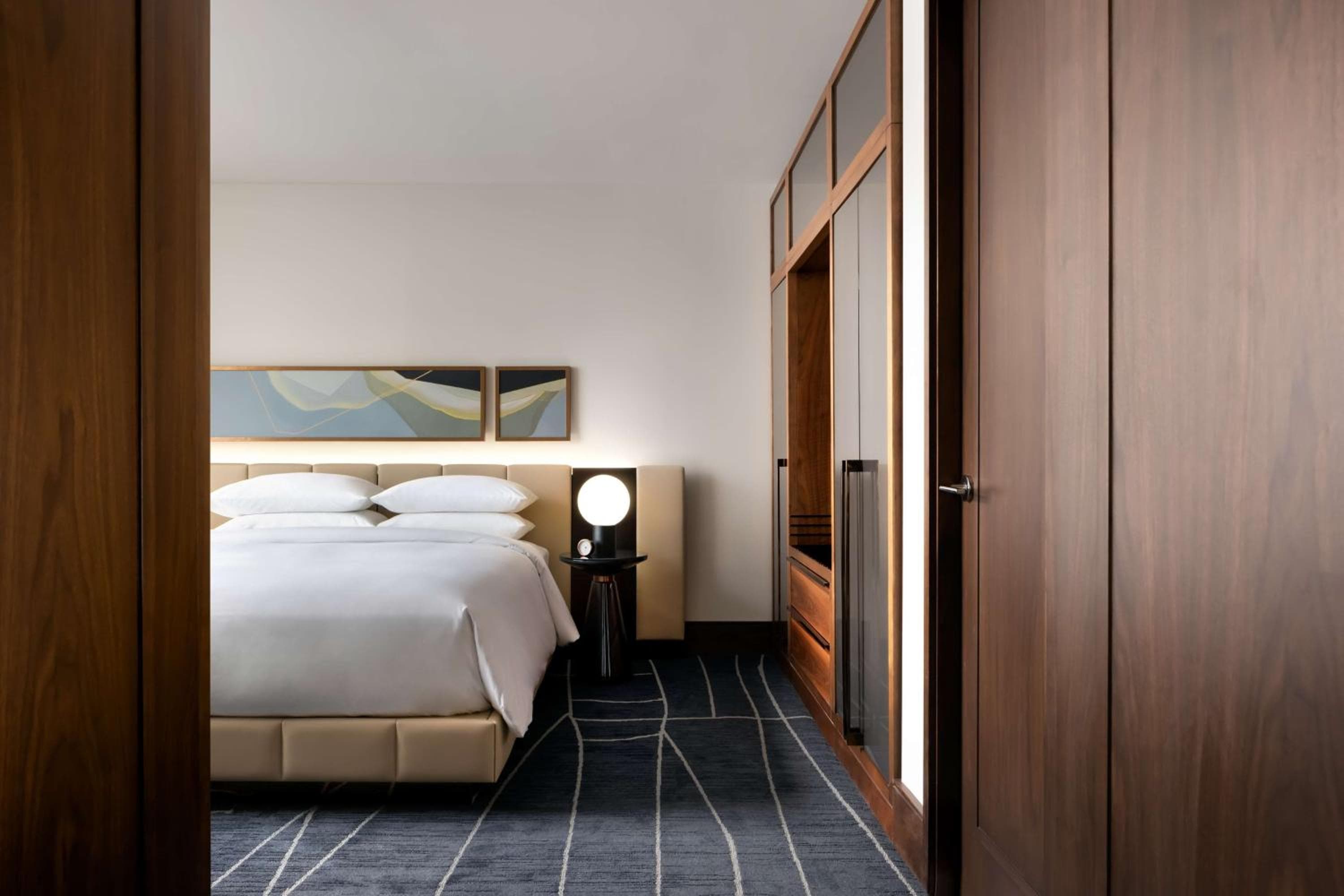 One-Bedroom Suite