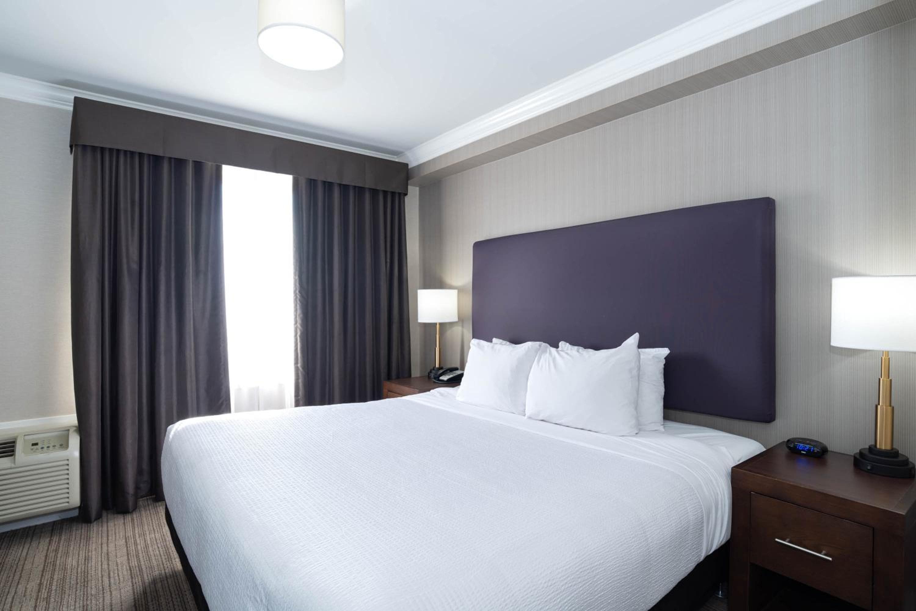 Standard Suite, 1 King Bed, Kitchen, Washer Dryer