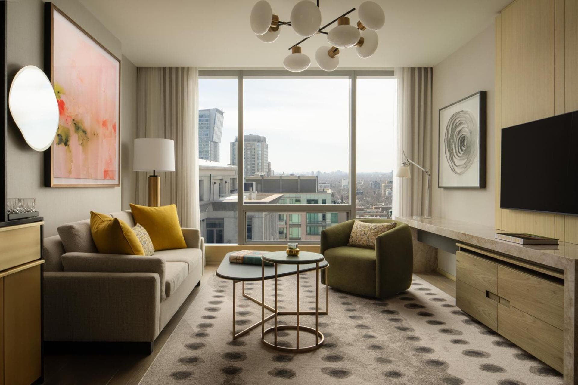 Deluxe One-Bedroom Suite
