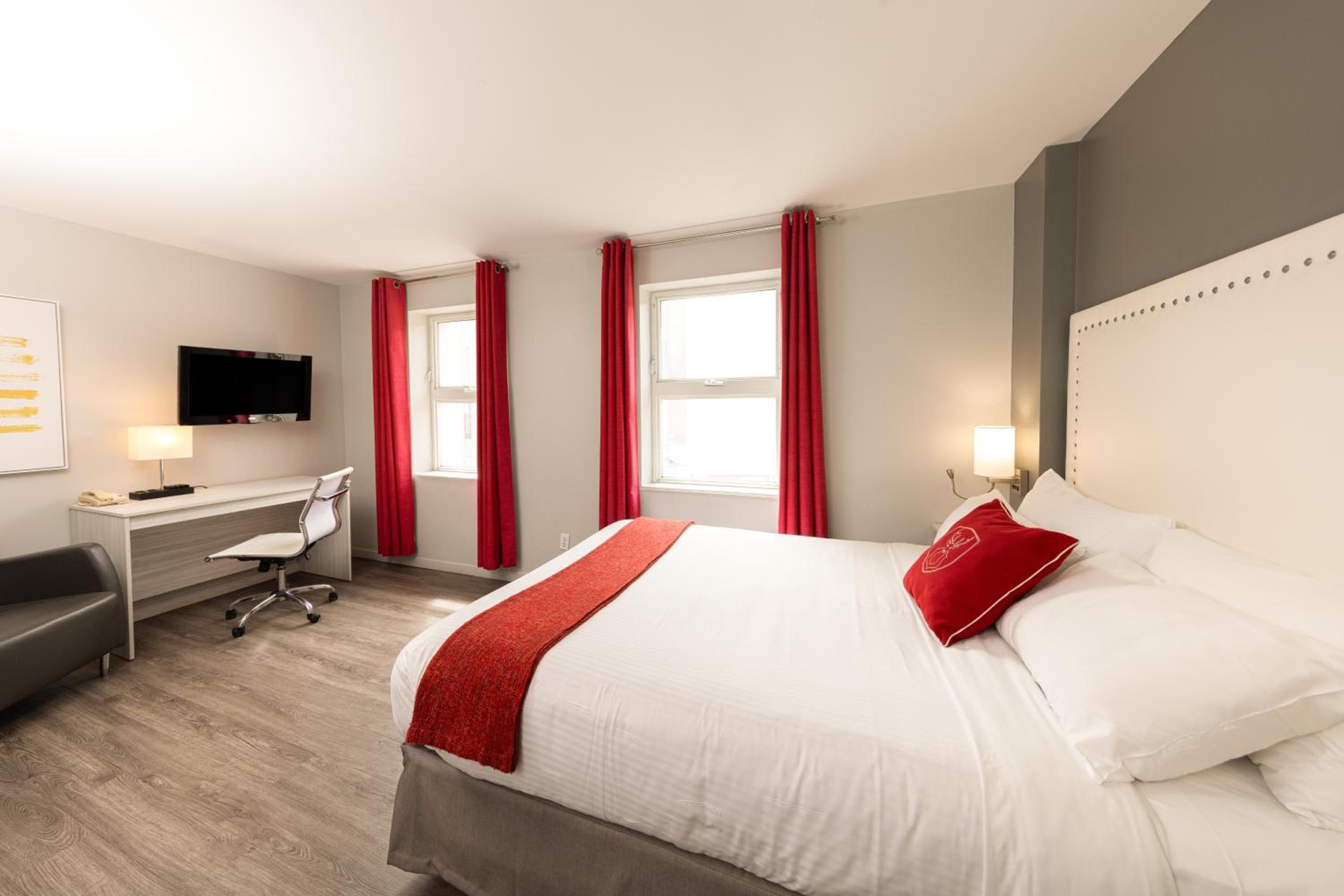 Queen Room