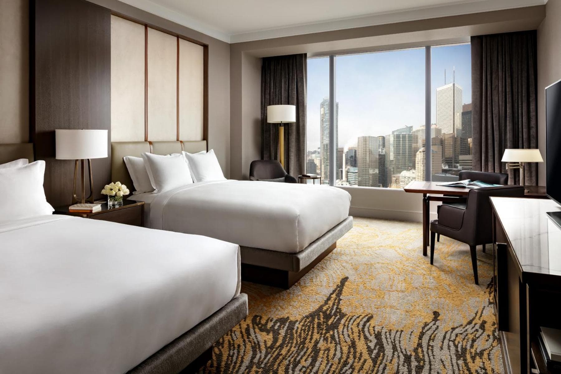 Lake Ontario View Room - 2 Queen beds