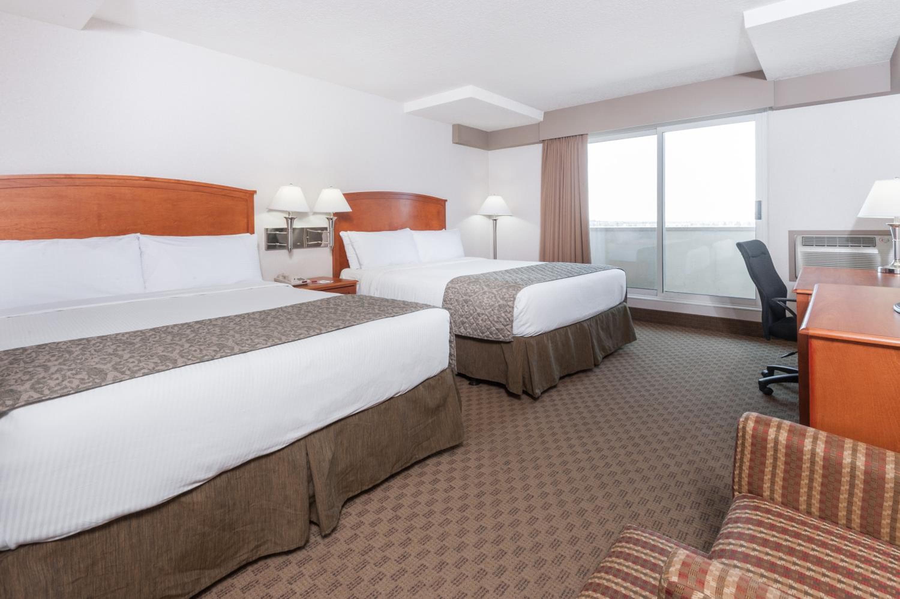 Deluxe Queen Room with Two Queen Beds - Non-Smoking