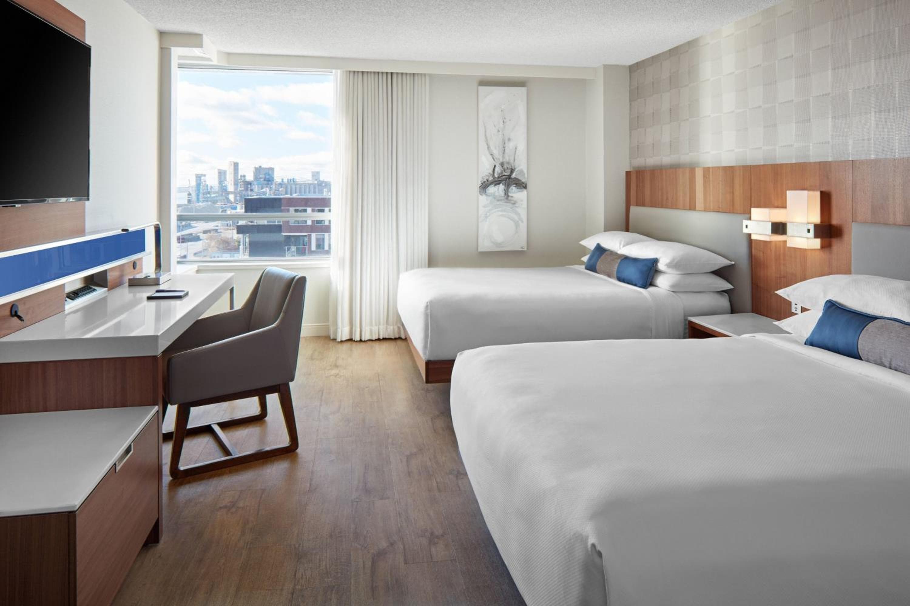 2 Queen Beds, Guest Room