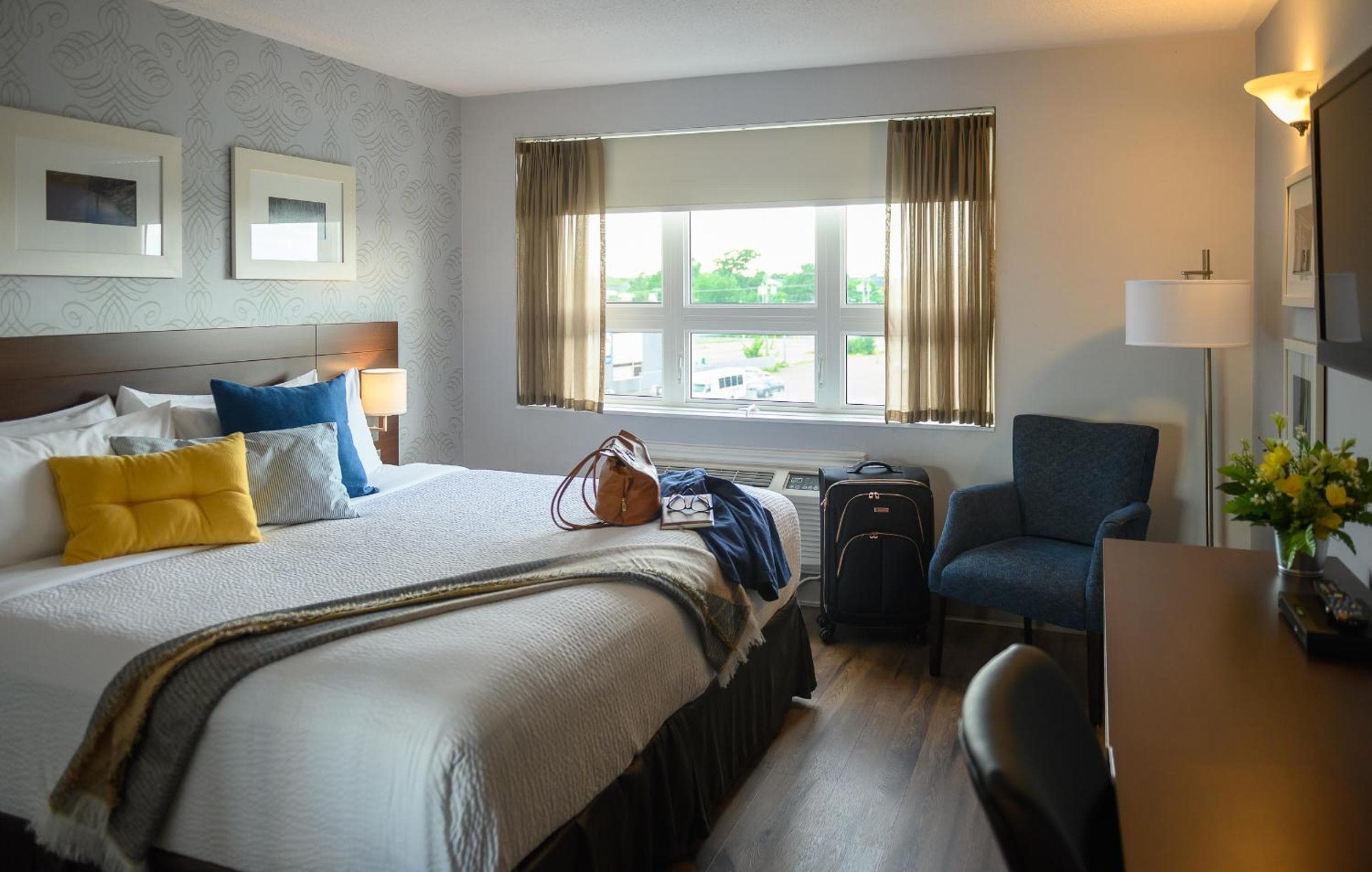 Standard King Room
