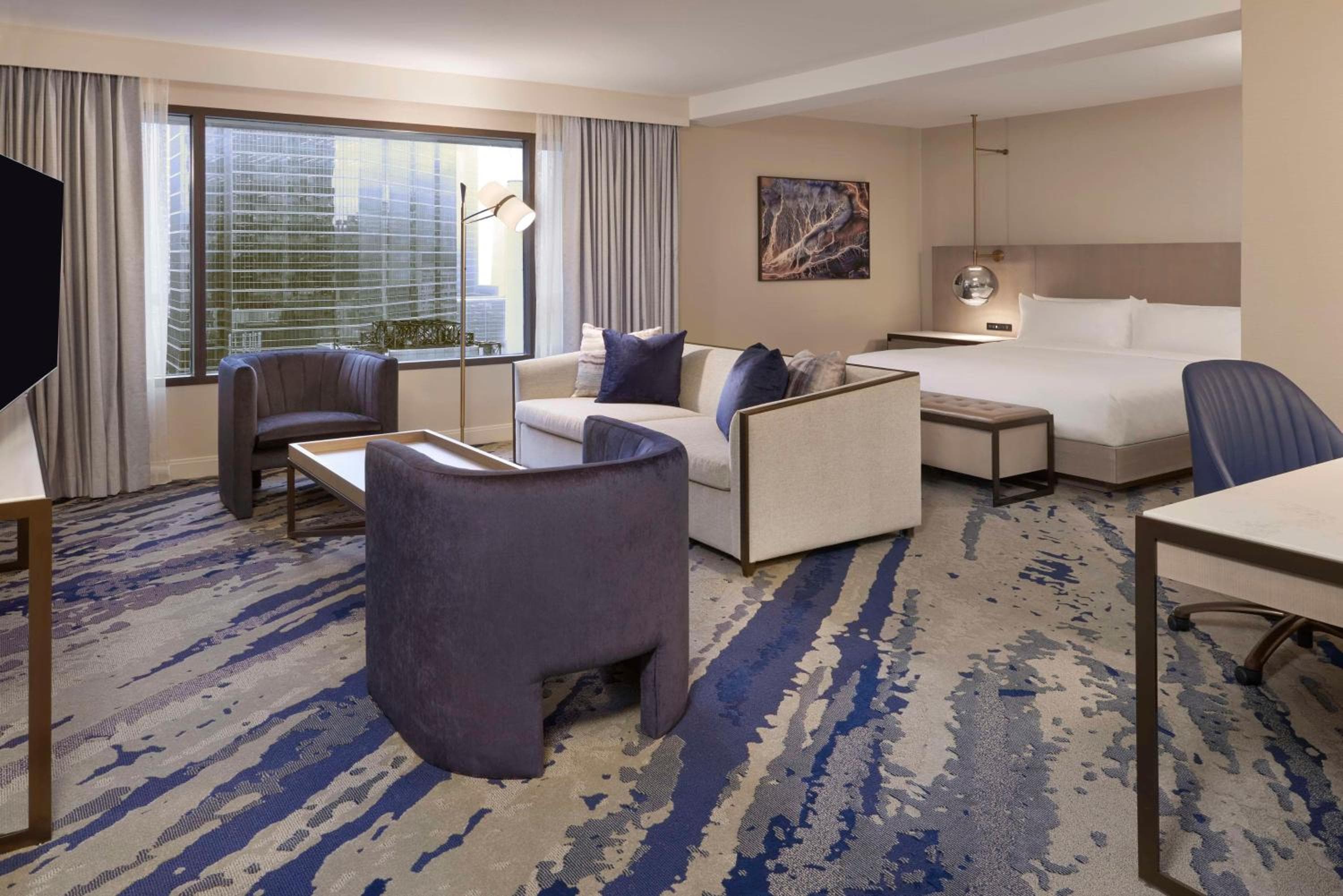 Junior King Suite
