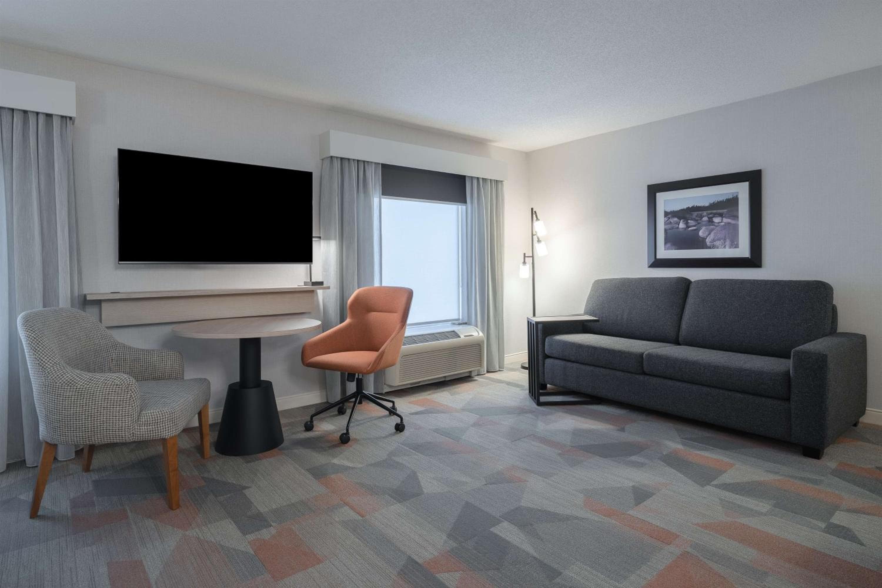 King Studio Suite - Non-Smoking