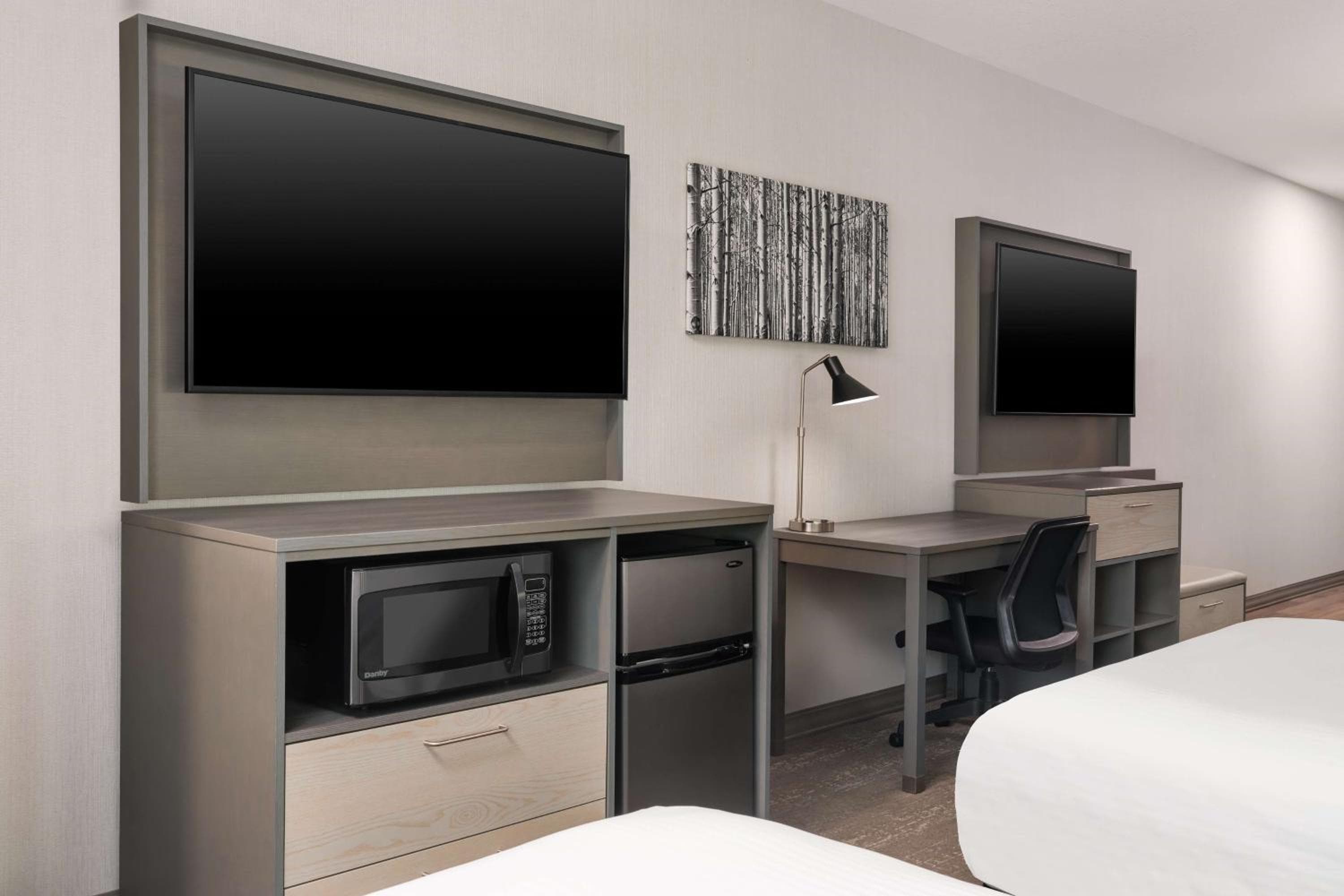 Queen Room with Two Queen Beds - Disability Access