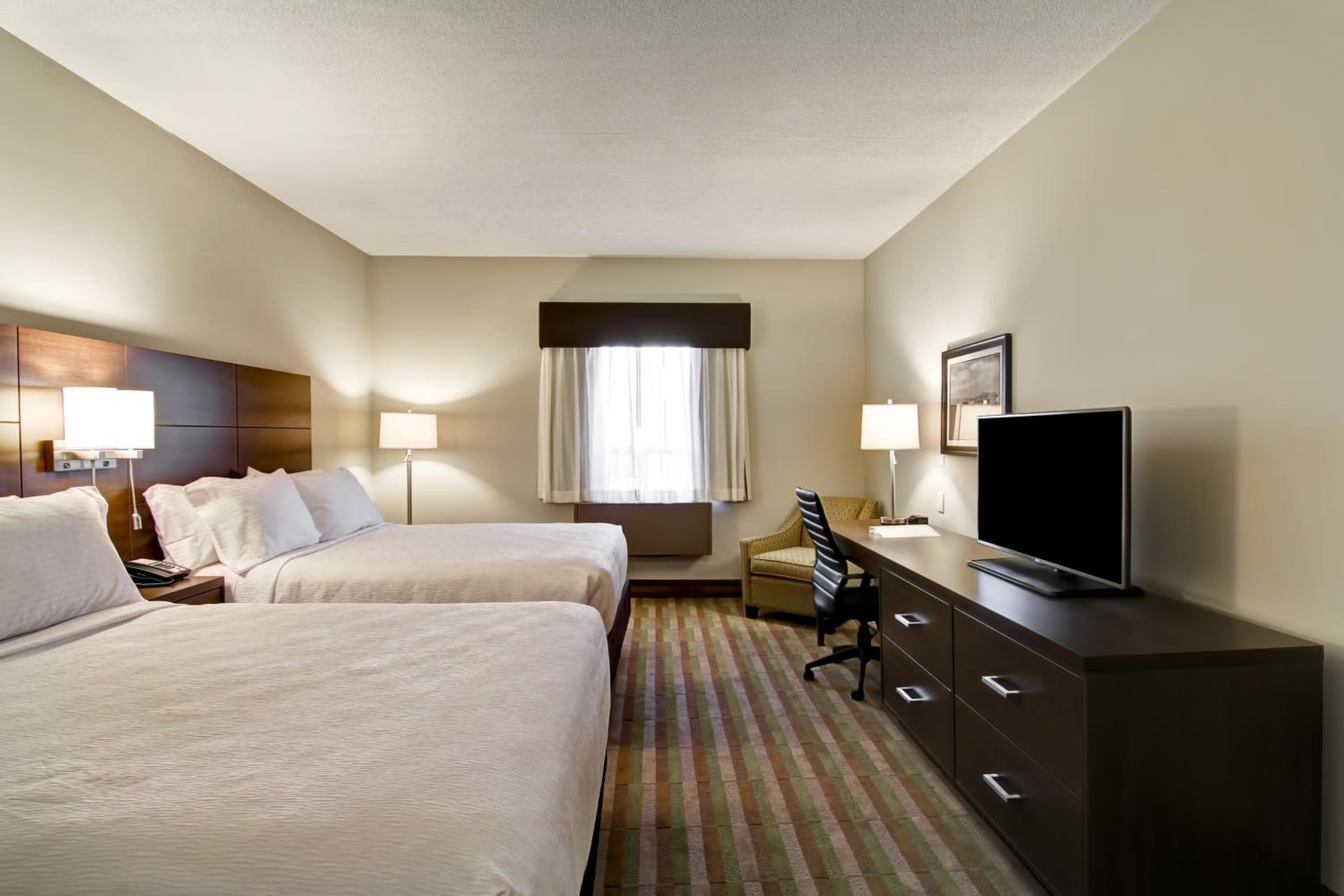 Queen Room with Two Queen Beds - Non-Smoking
