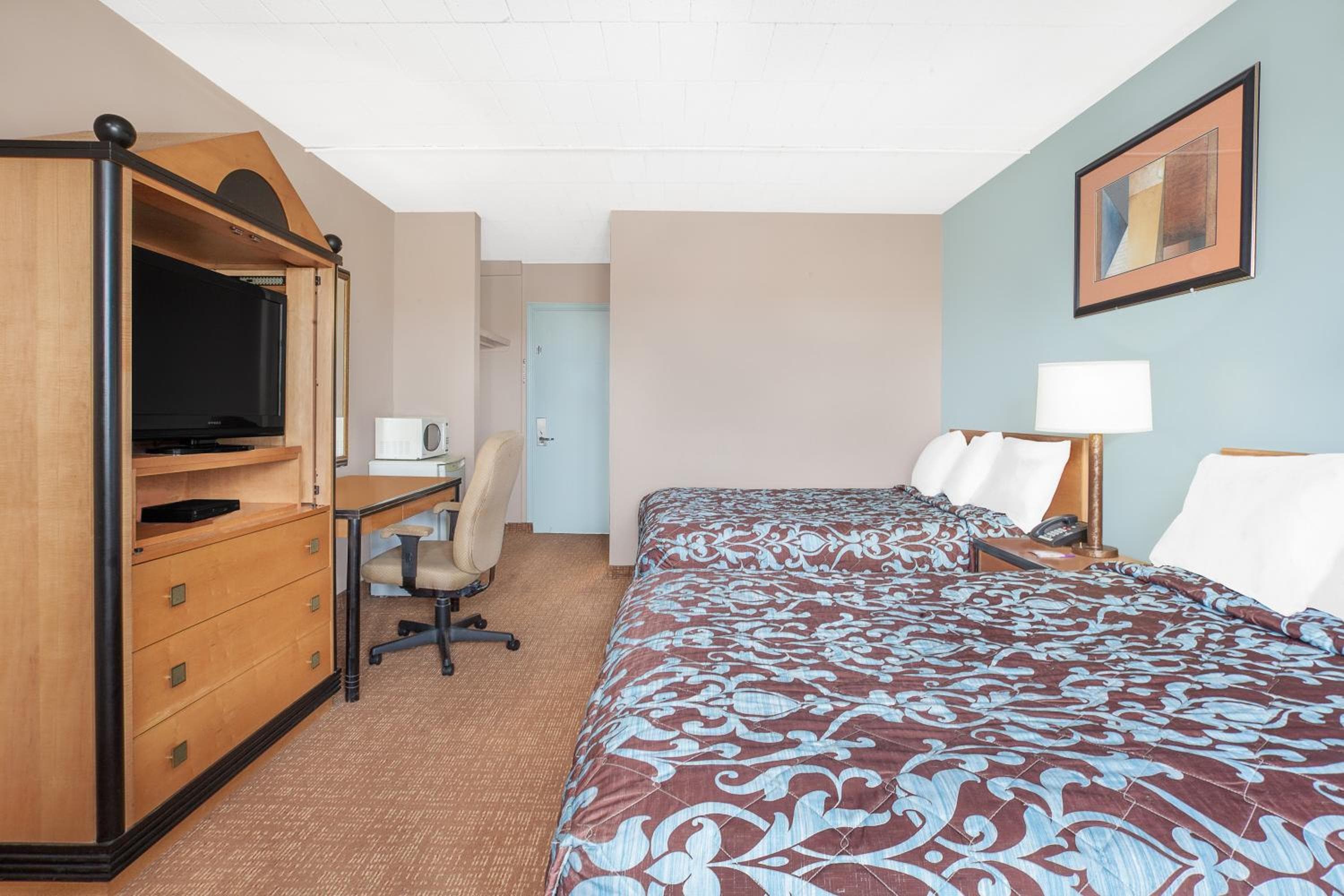 Double Room with Two Double Beds - Non-Smoking