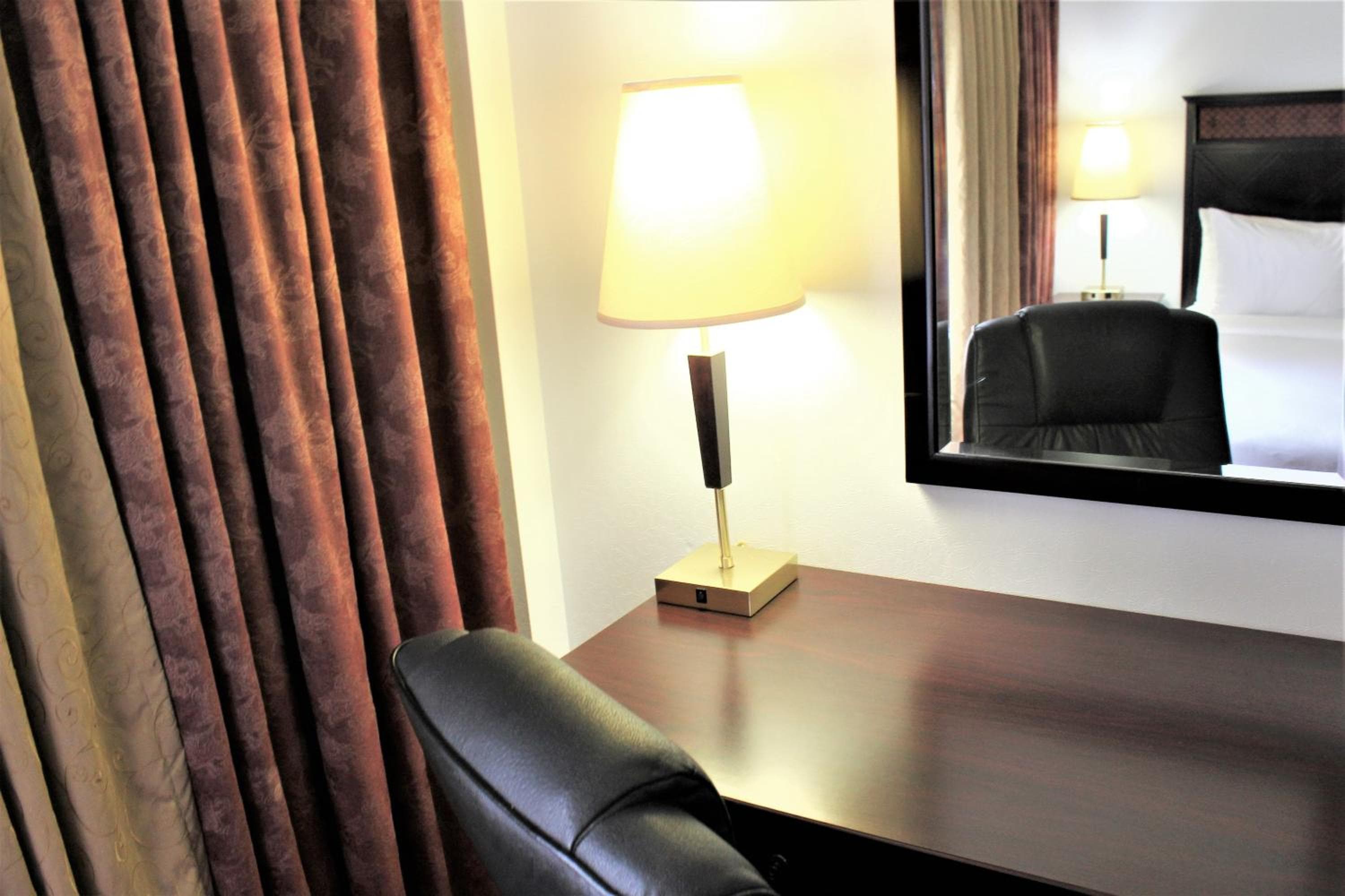 Standard Queen Room with Two Queen Beds