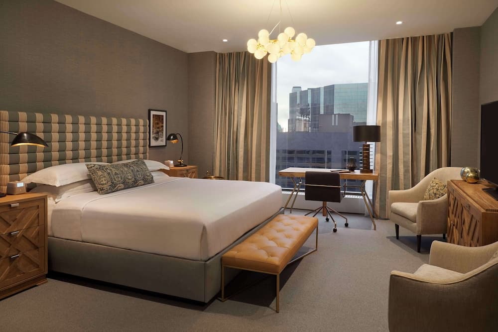 Suite (High Park)