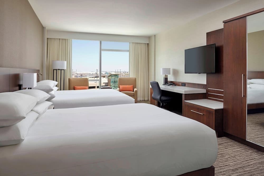 Club Room, 2 Queen Beds