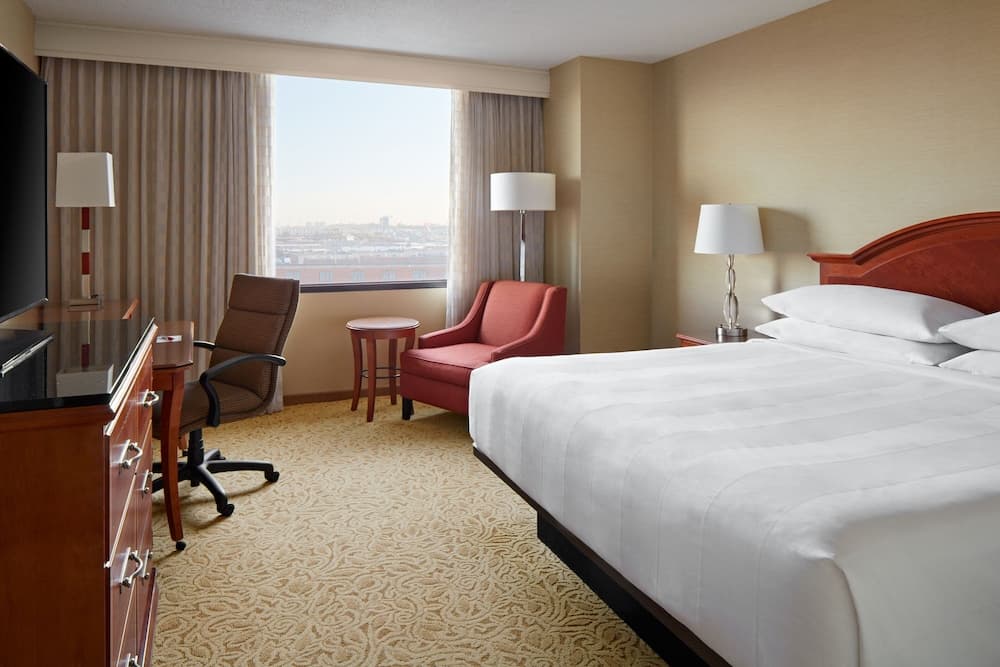 Club Room, 1 King Bed