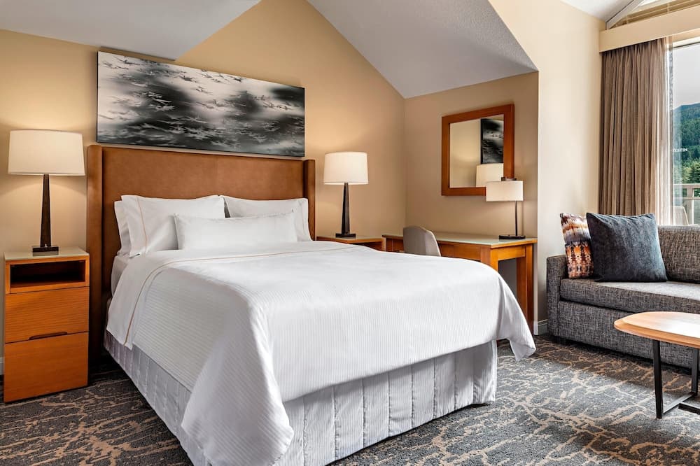 Studio Suite, 1 Queen Bed with Sofa bed, Fireplace