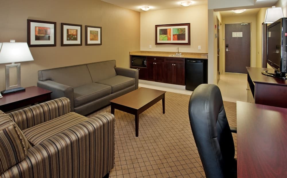 Suite, Multiple Beds