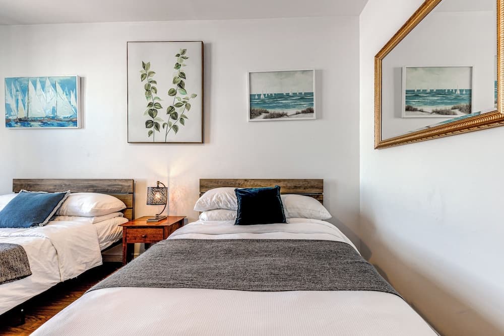 Standard Room, 2 Double Beds