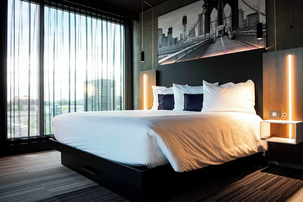 Superior Suite, King, double space