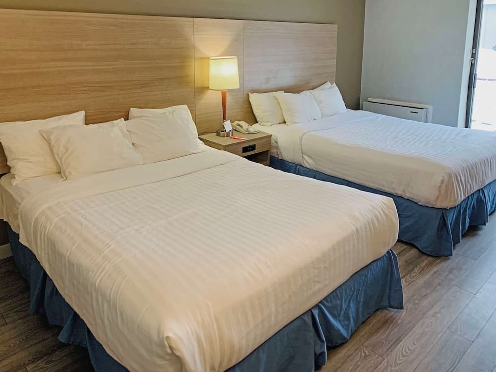Standard Room, 2 Double Beds, Second Floor