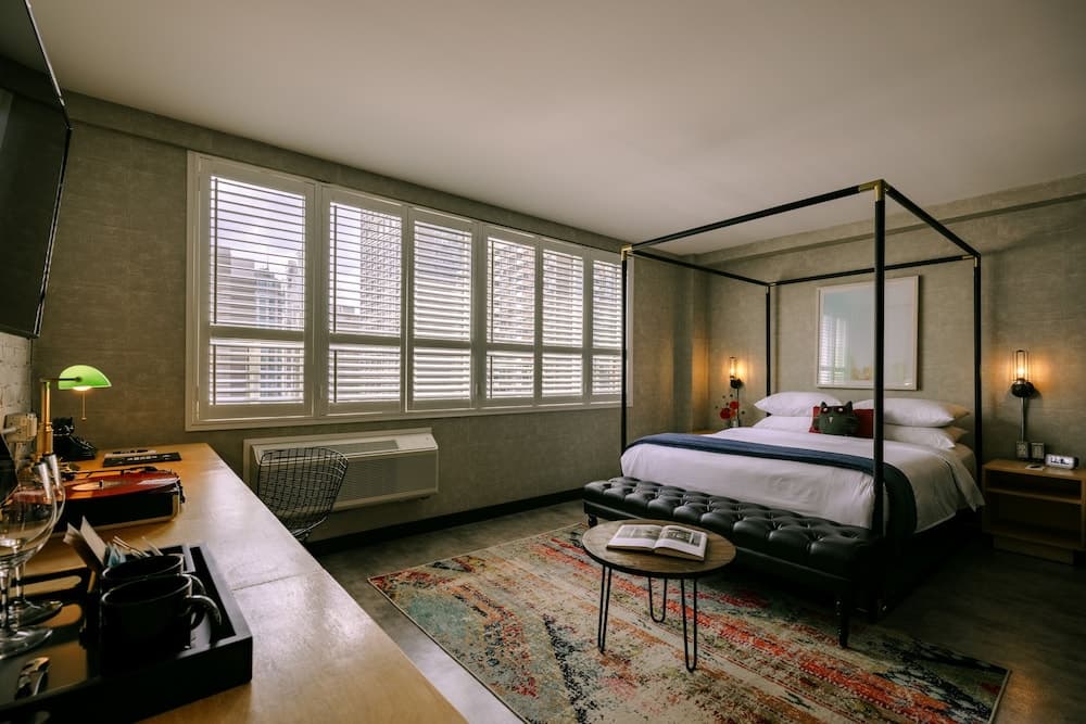 Loft, 1 Queen Bed
