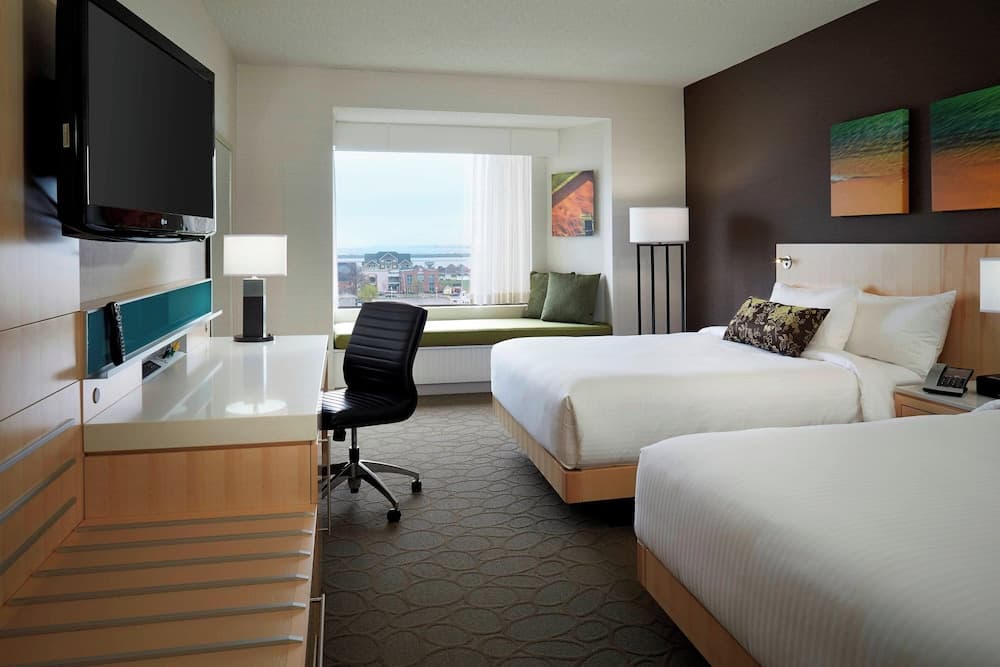 Room, 2 Queen Beds (View)