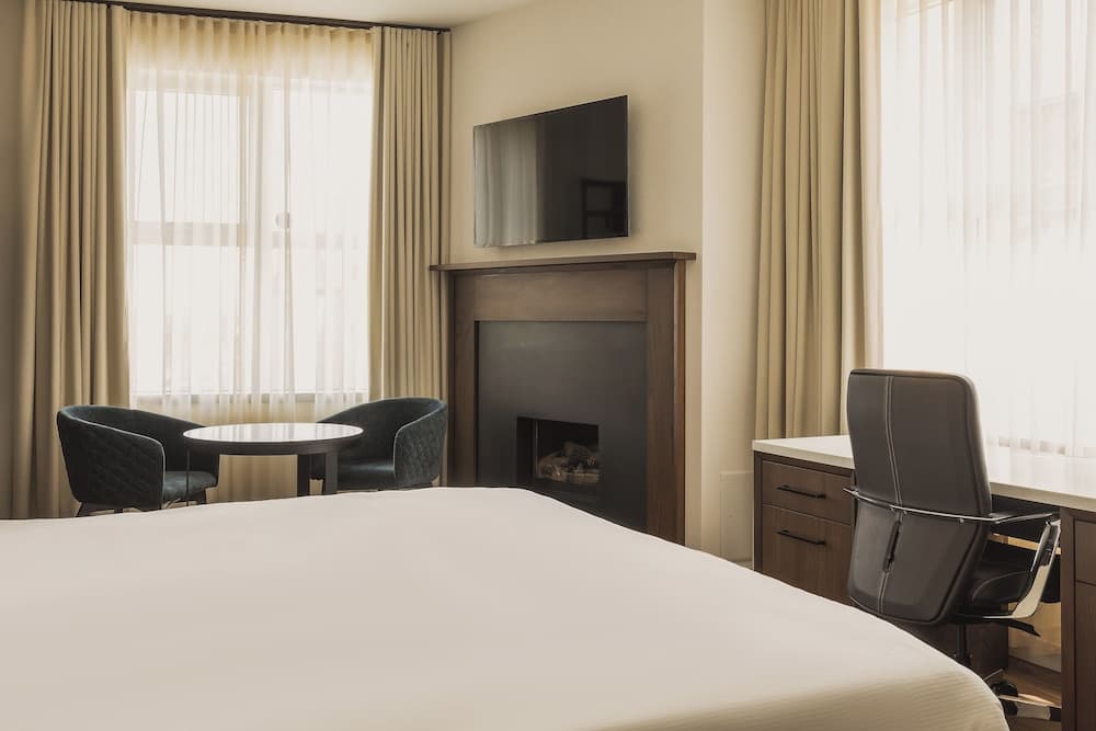 Luxury Room, 1 King Bed